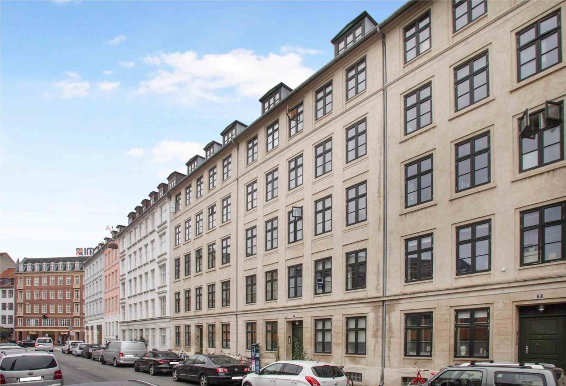 The heart of Copenhagen-Queen's Neighbor