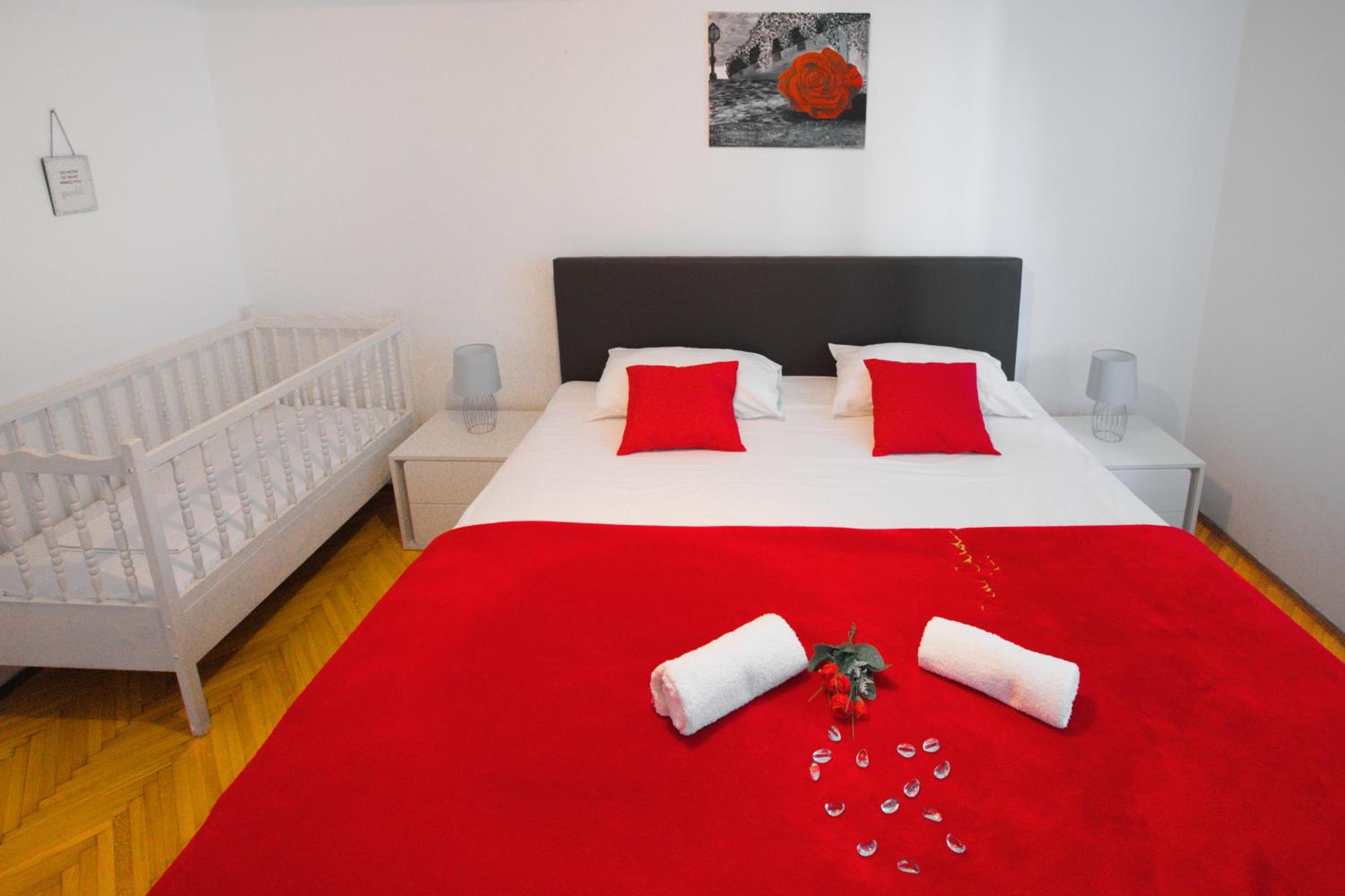 Ana Guesthouse