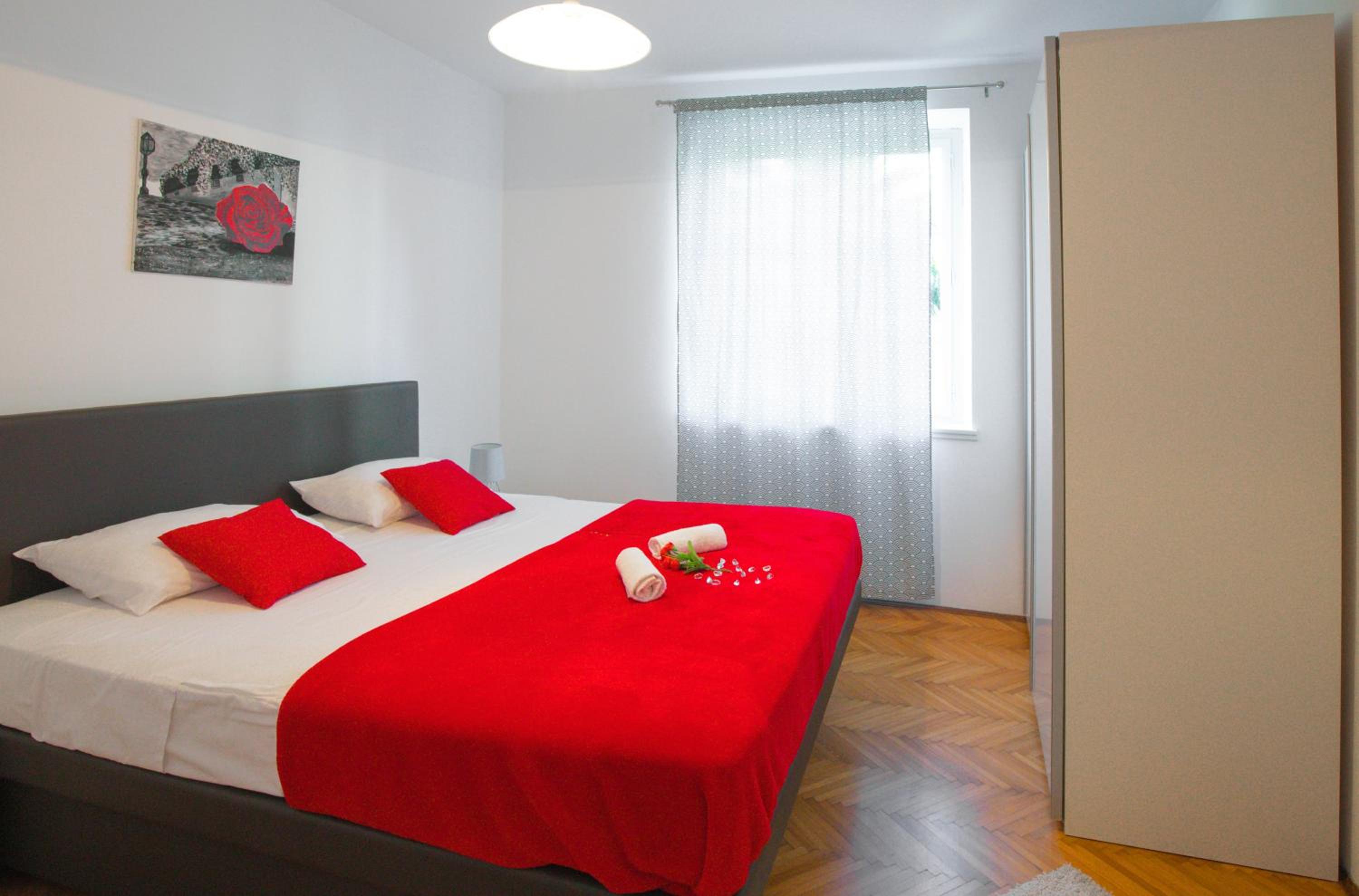 Ana Guesthouse