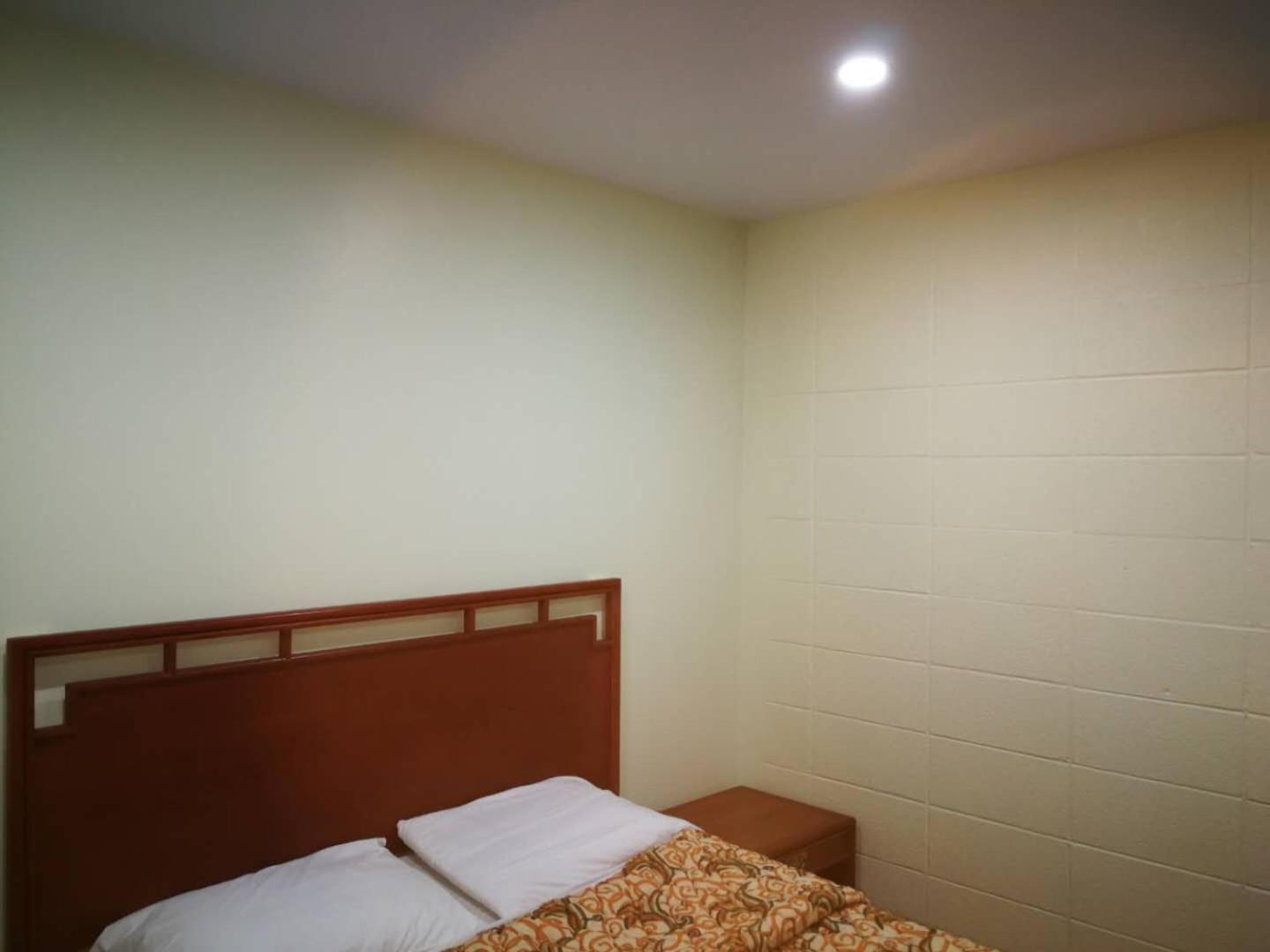 Motel Chez Nous