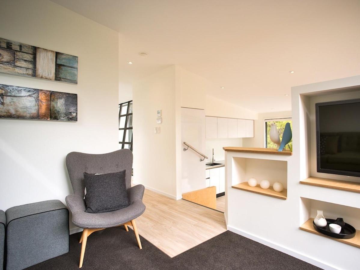 The Treehouse - Kaiteriteri Holiday Home view 4