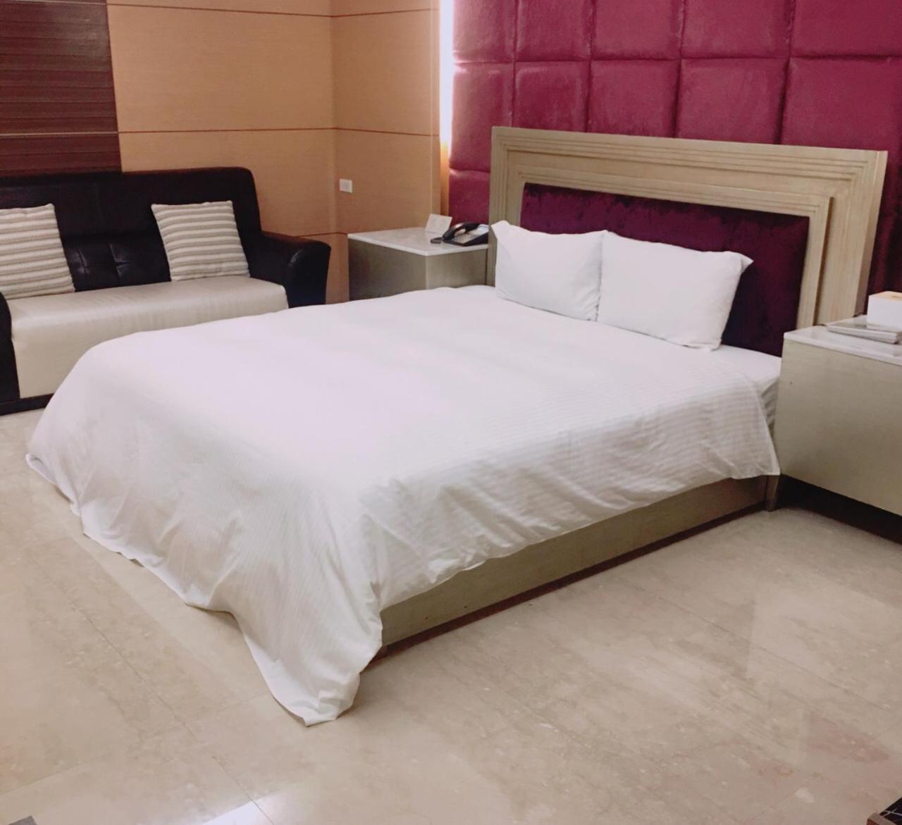 Michelle hotel