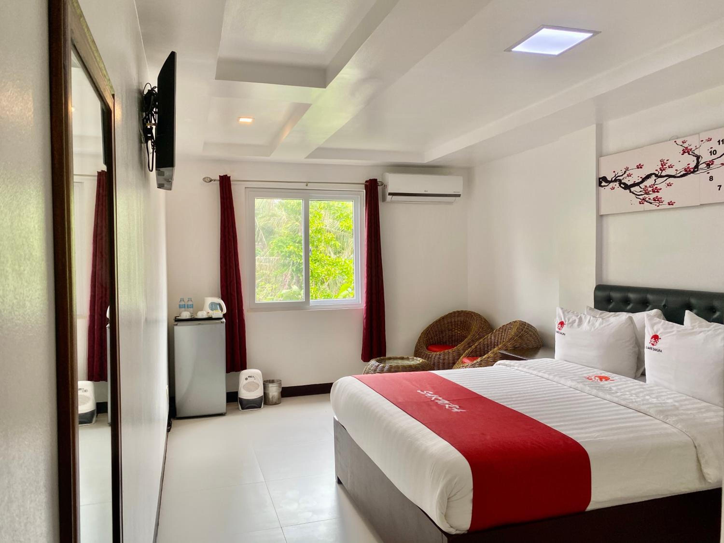 IL Mare Sakura Resort Boracay