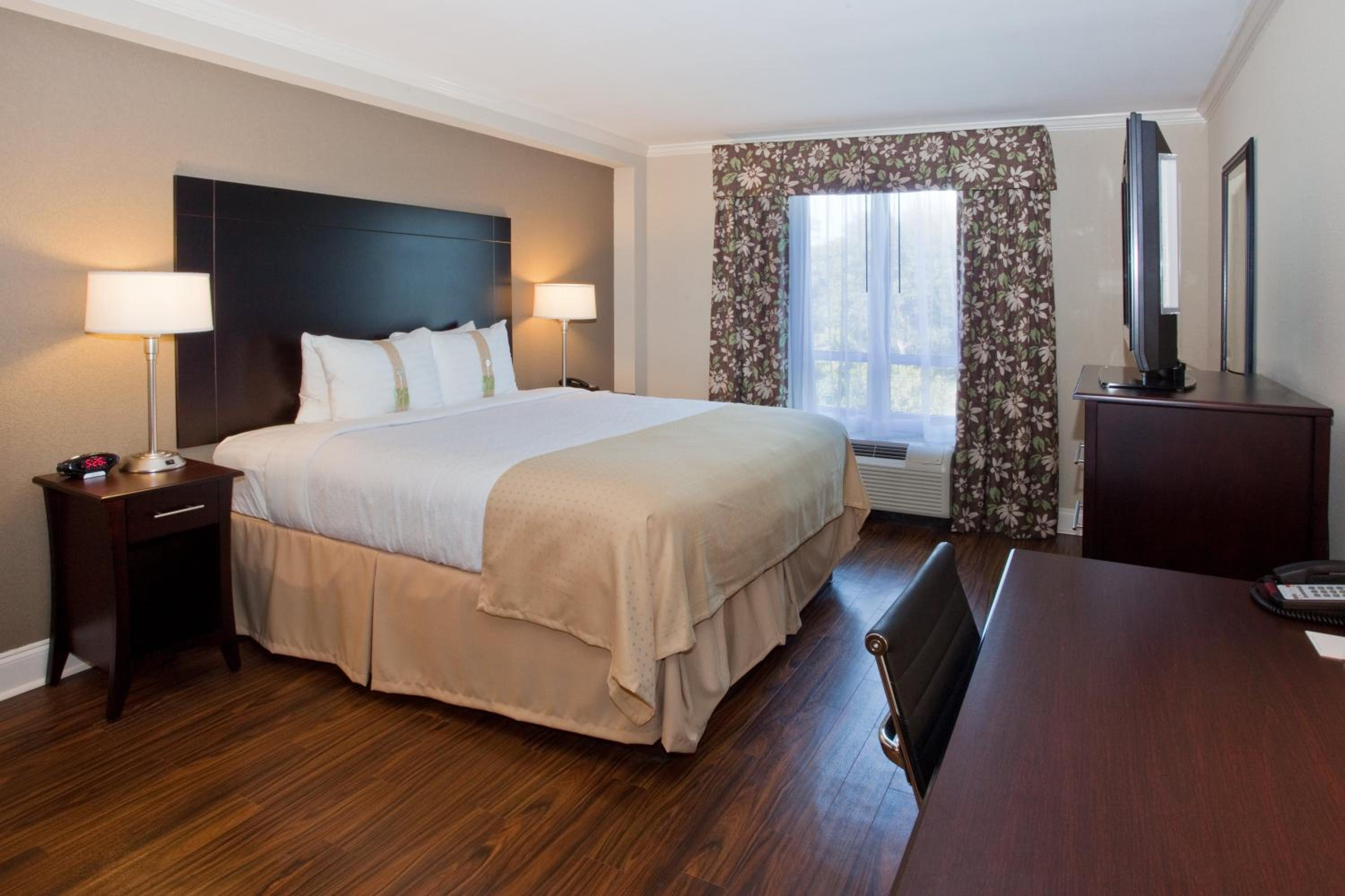Macon Vacations - Holiday Inn Macon North, an IHG Hotel - Property Image 39