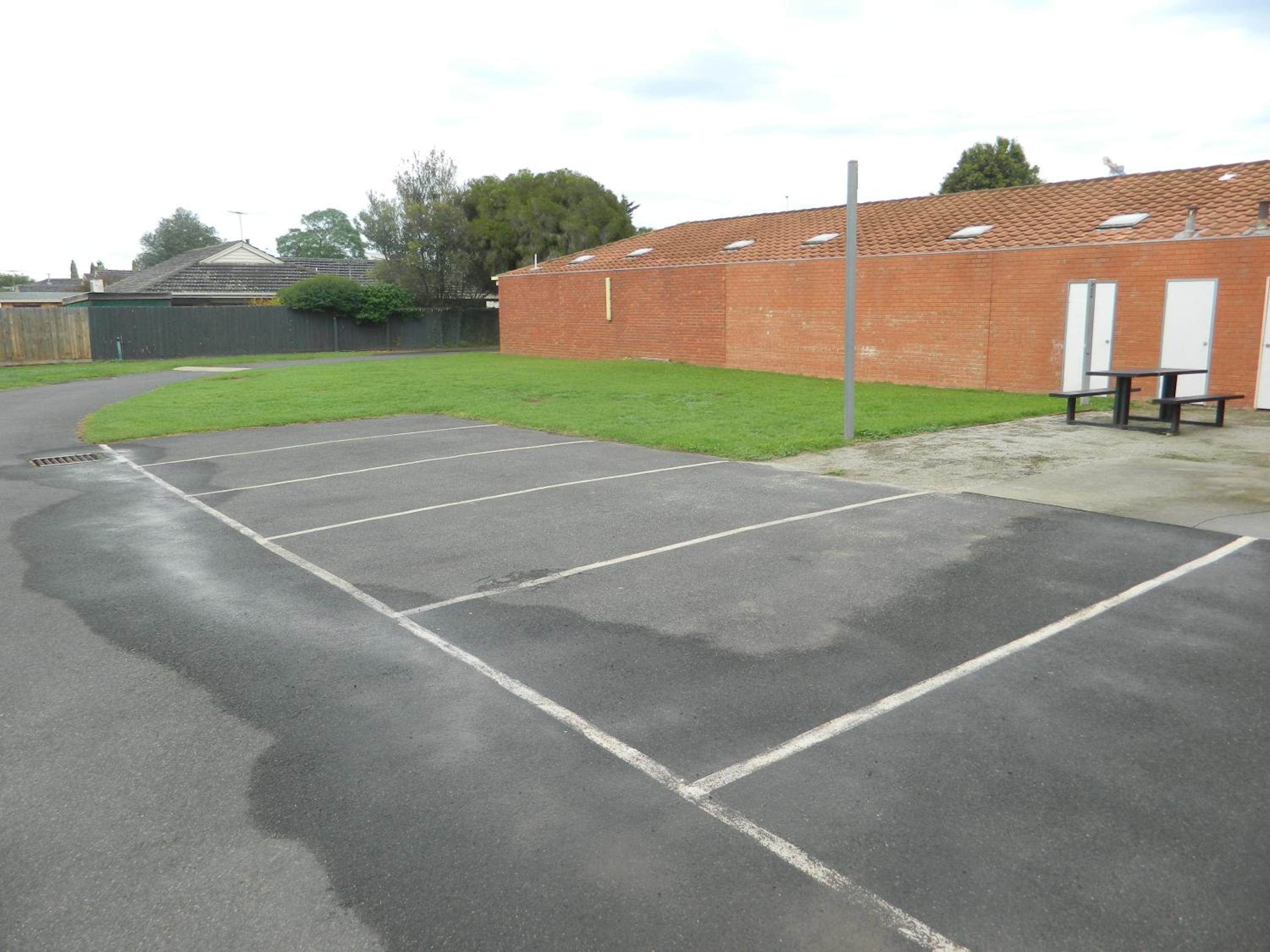 Photo 16
