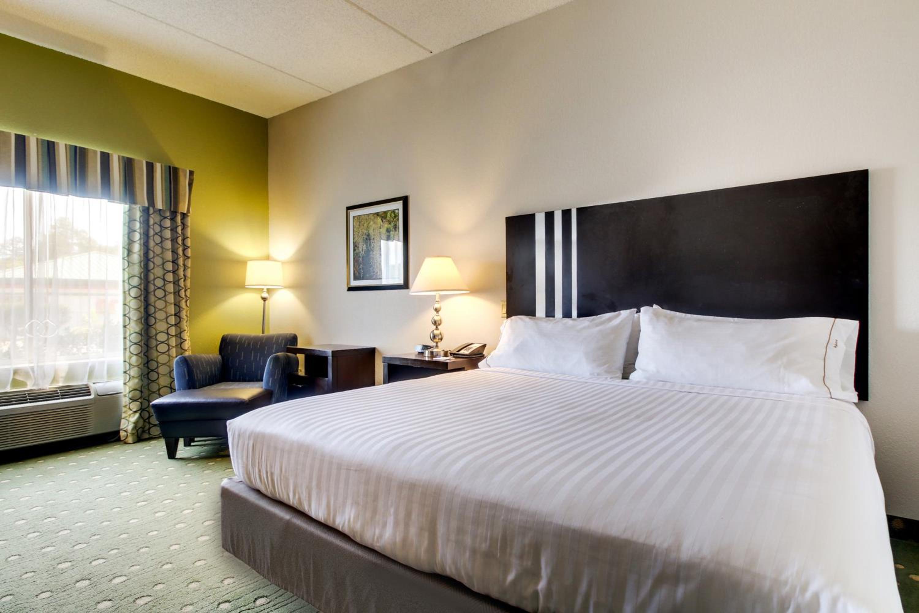 Holiday Inn Express Hotel  Suites Live Oak, an IHG Hotel - Property Image 30