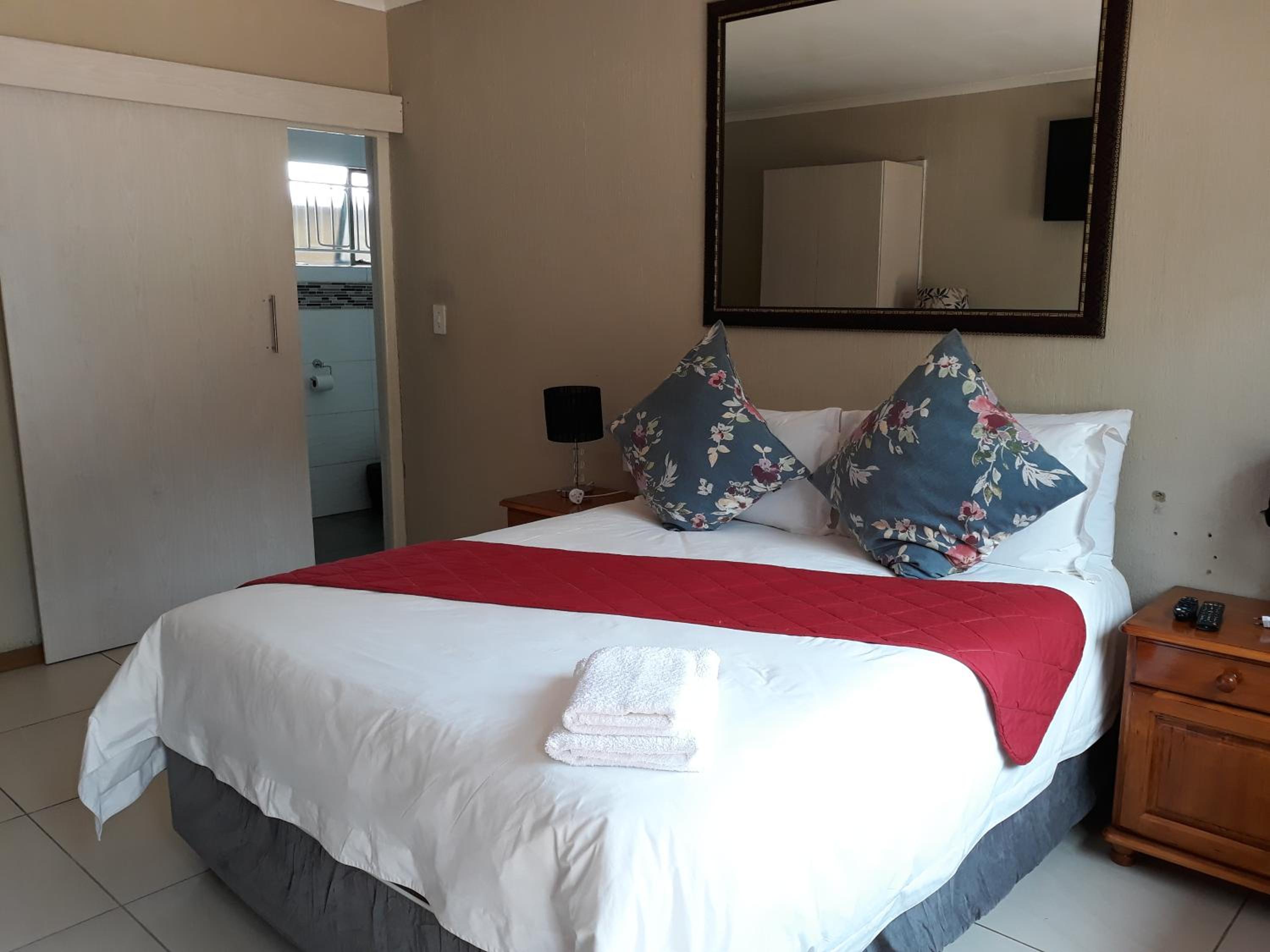 8 Ibis Lane Guest House