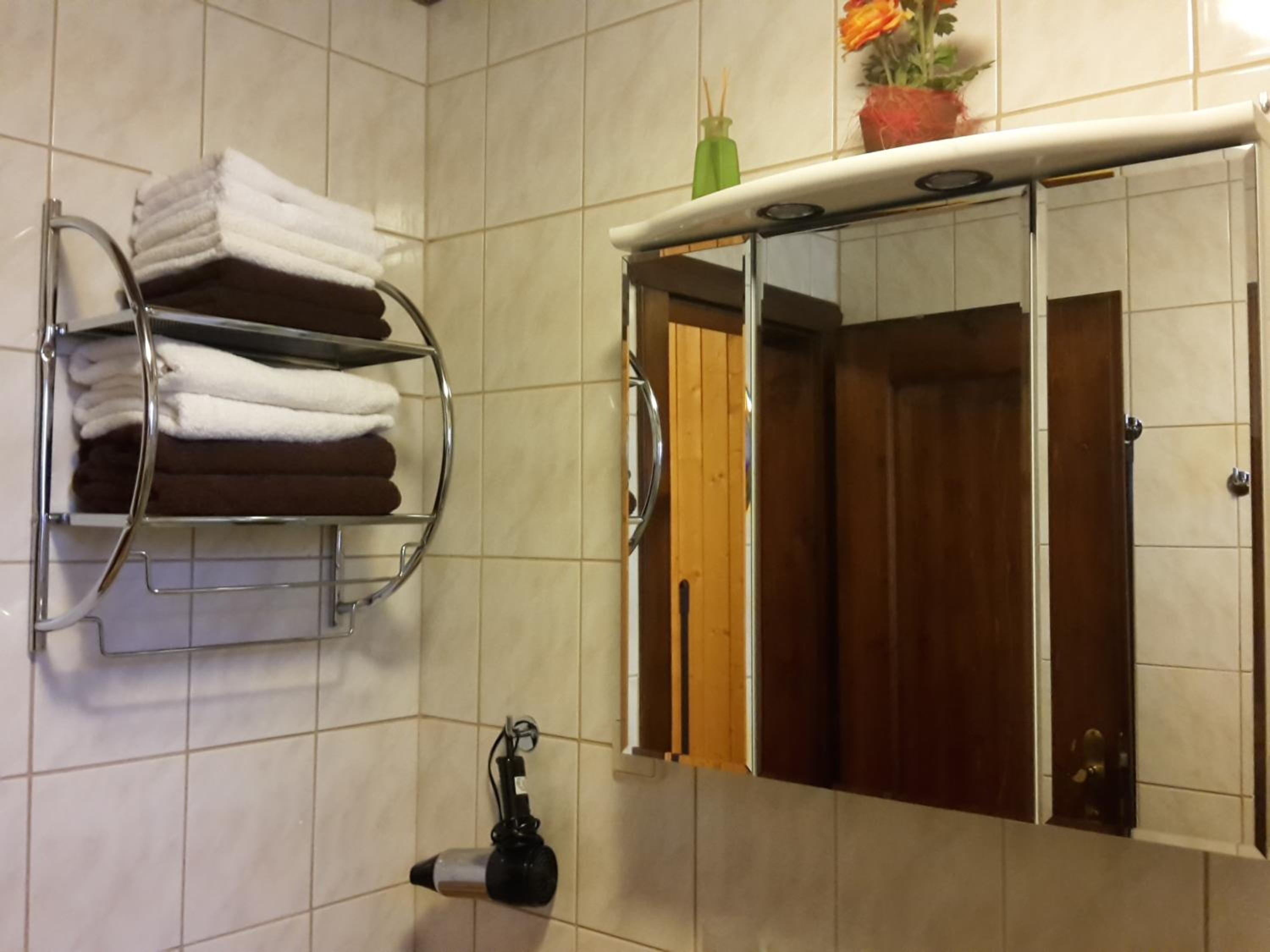 Photo 52