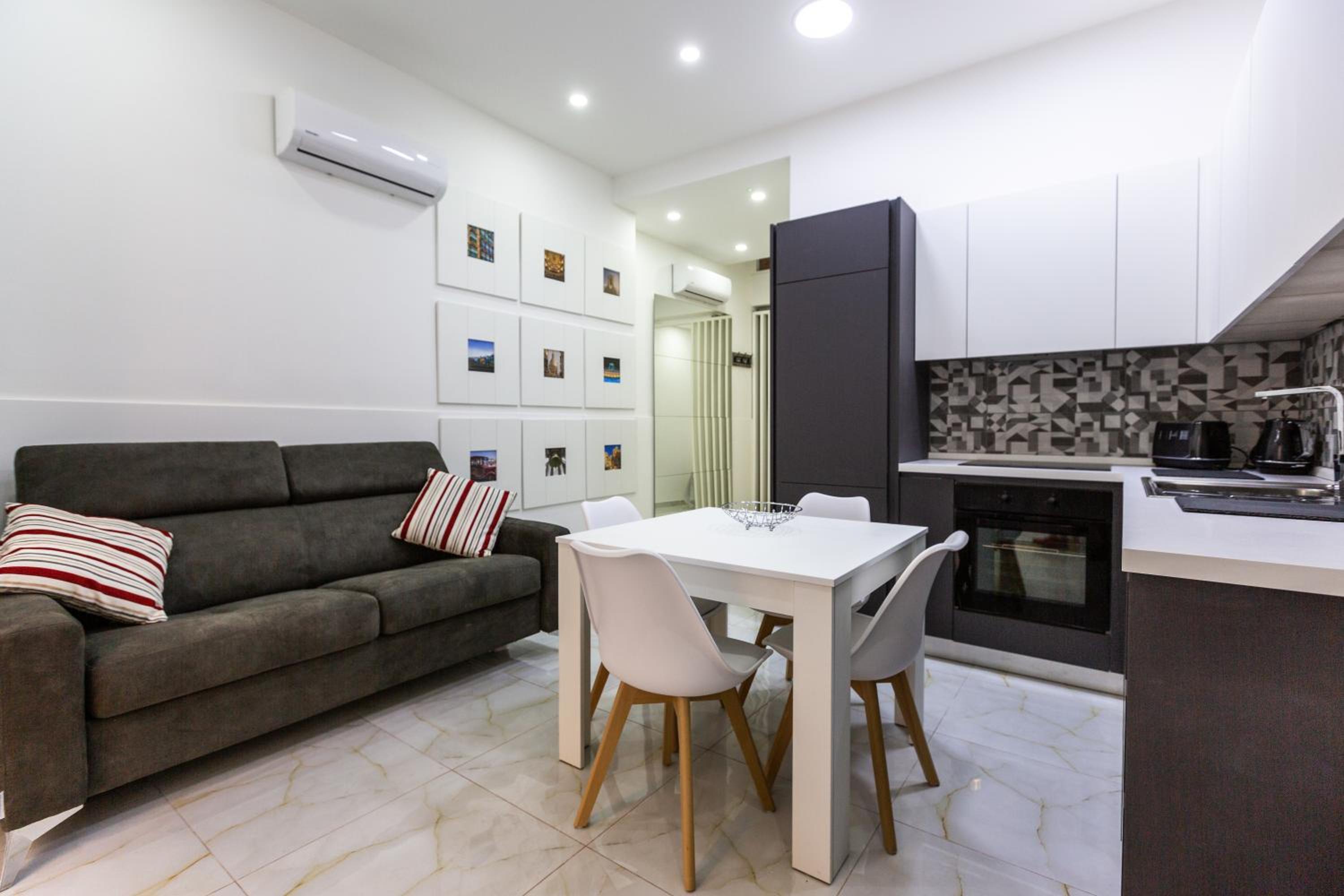 Valletta Collection - GB Duplex view 3