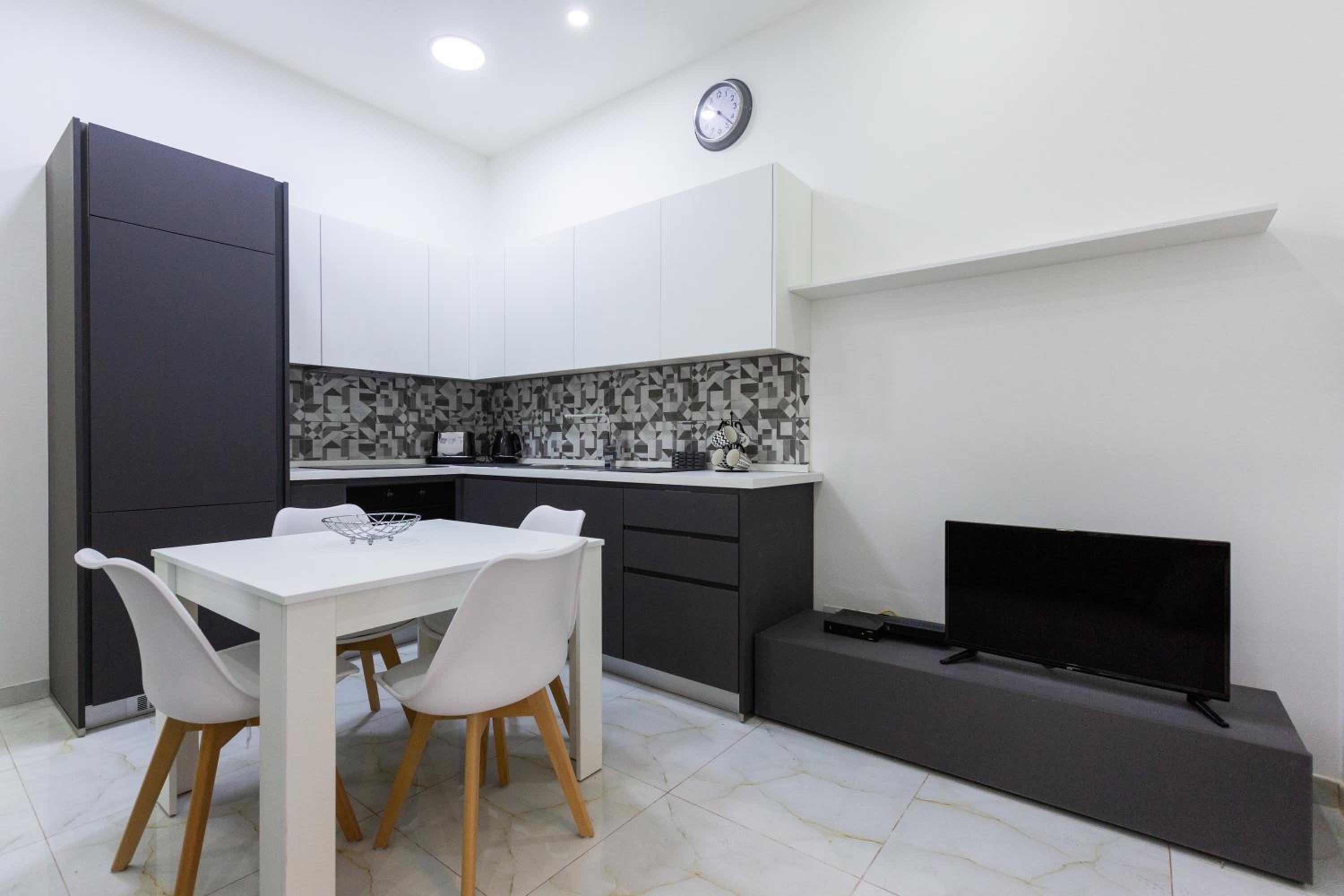 Valletta Collection - GB Duplex view 2