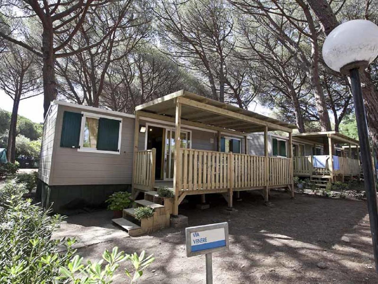 Camping Free Beach