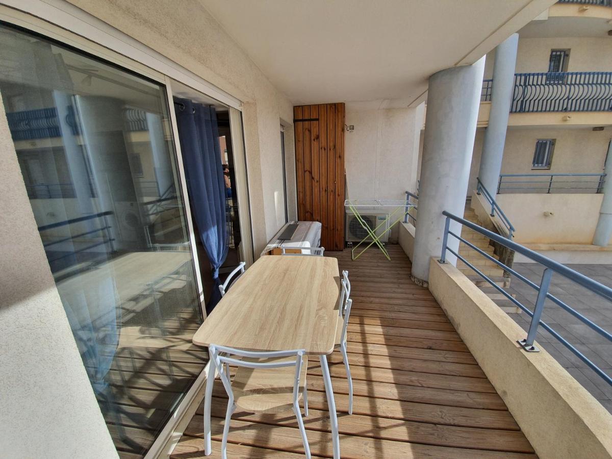 Studio Royale Marine view 5