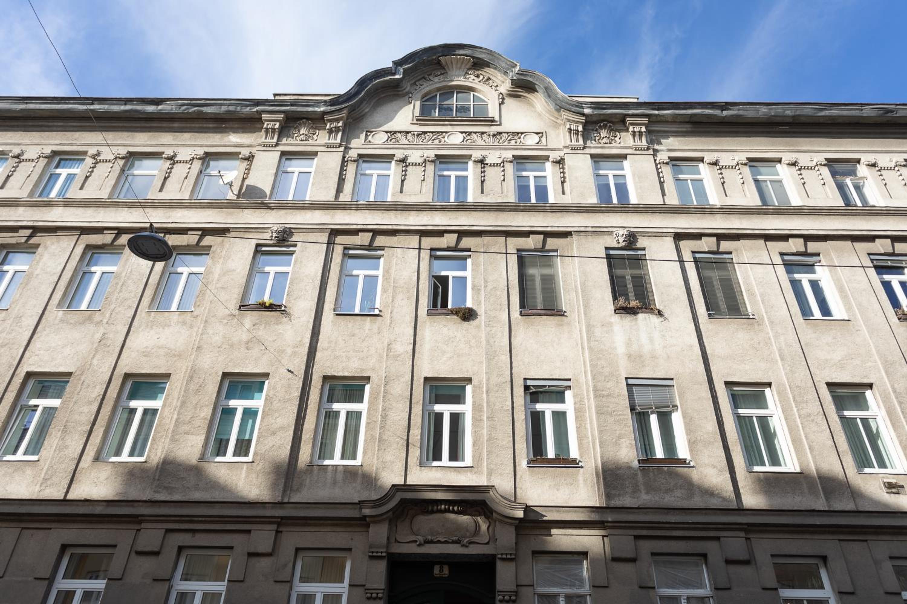 Central Garden Apartments