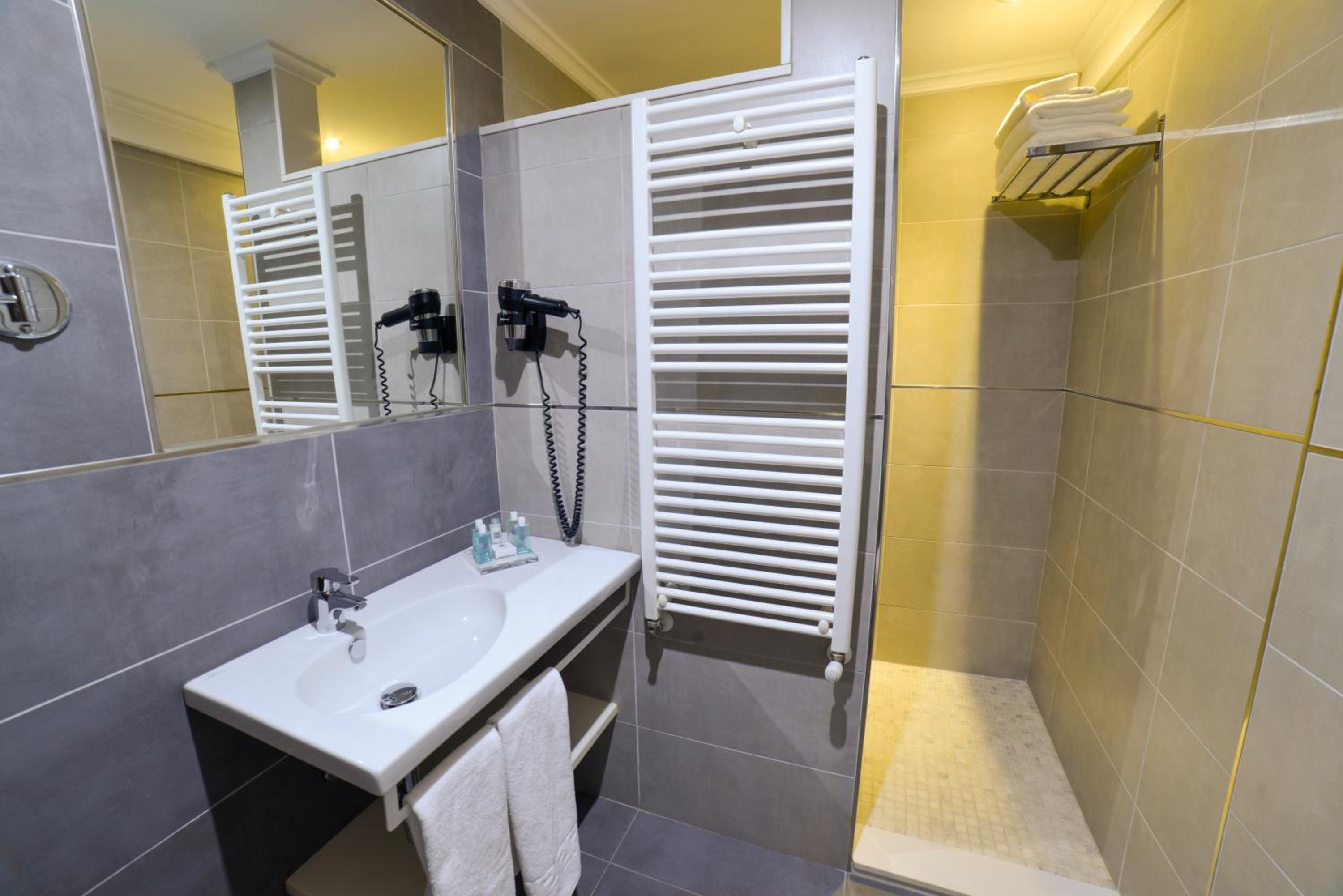Apartamentos Turísticos Llanes