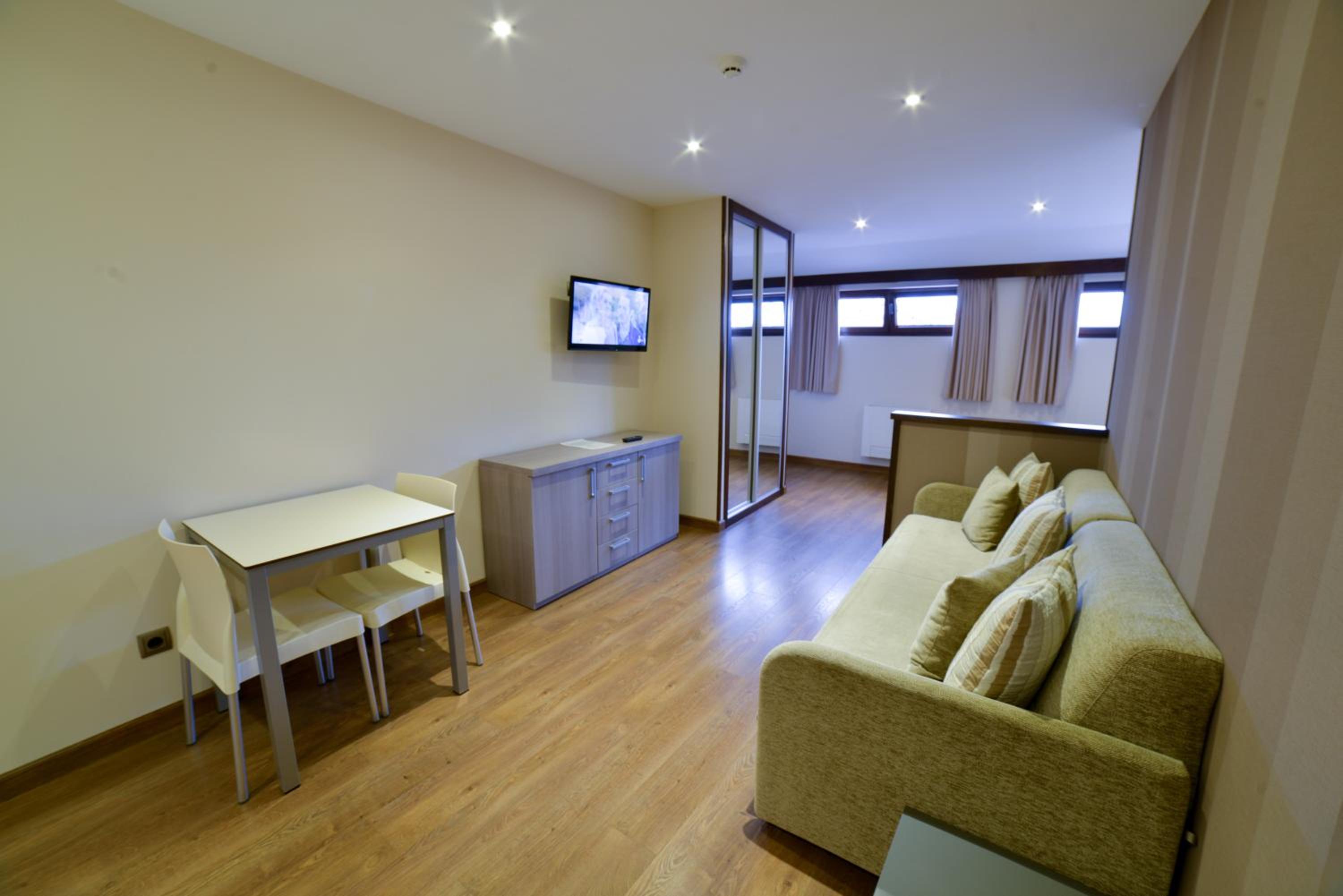 Apartamentos Turísticos Llanes
