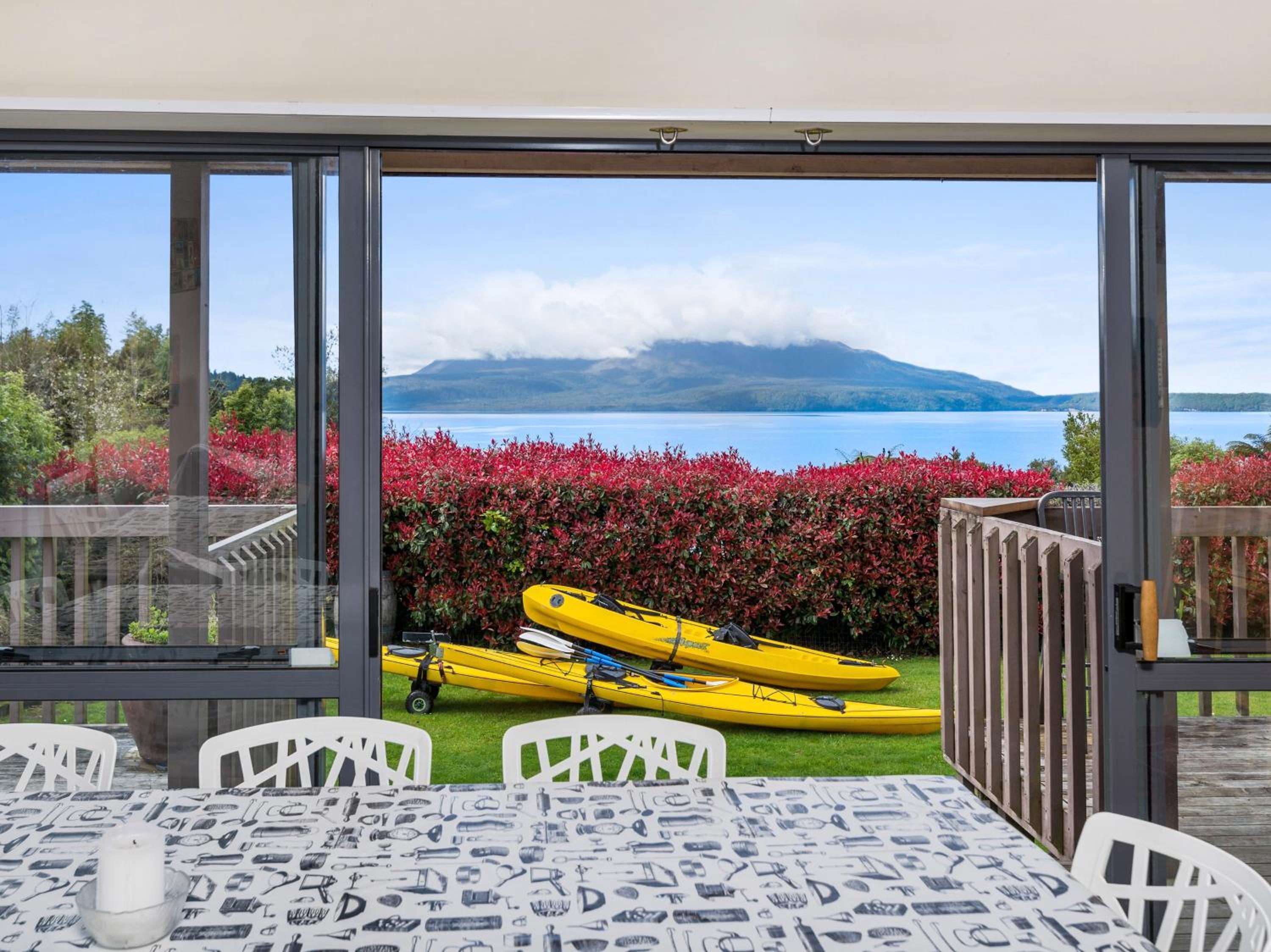 Lakeside Escape - Lake Tarawera Holiday Home view 5