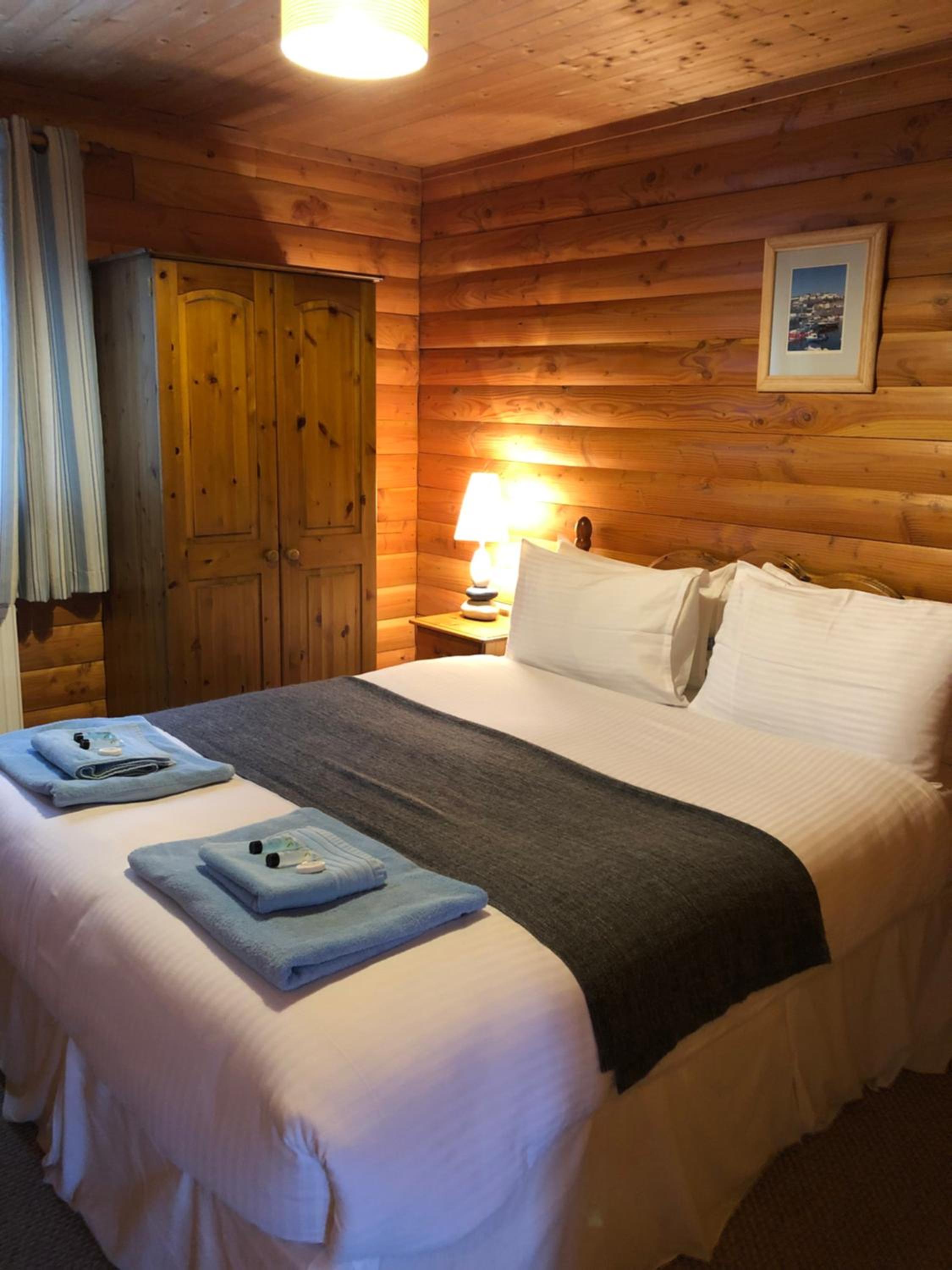 East Crinnis Log Cabin view 2