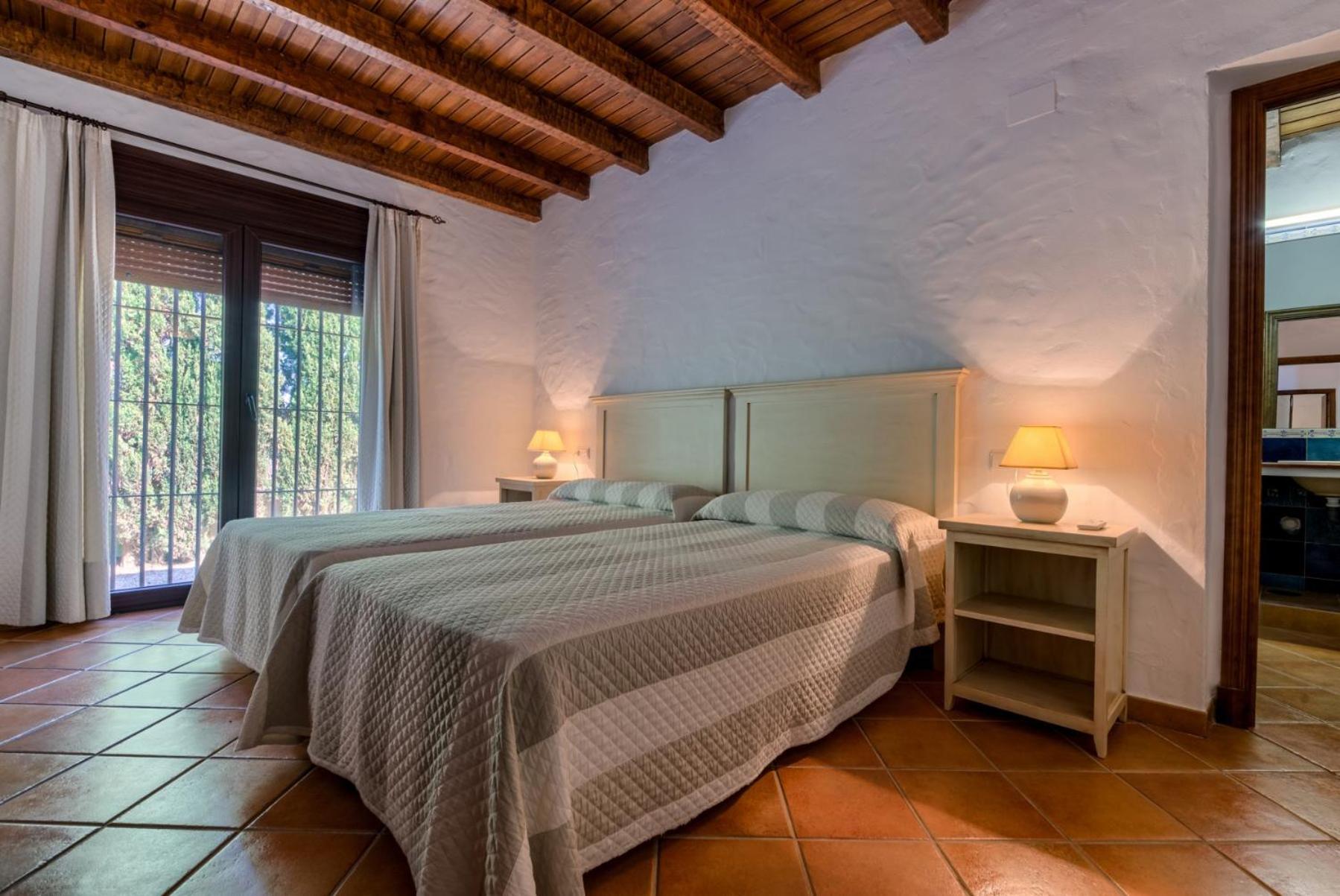 Hacienda Roche Viejo