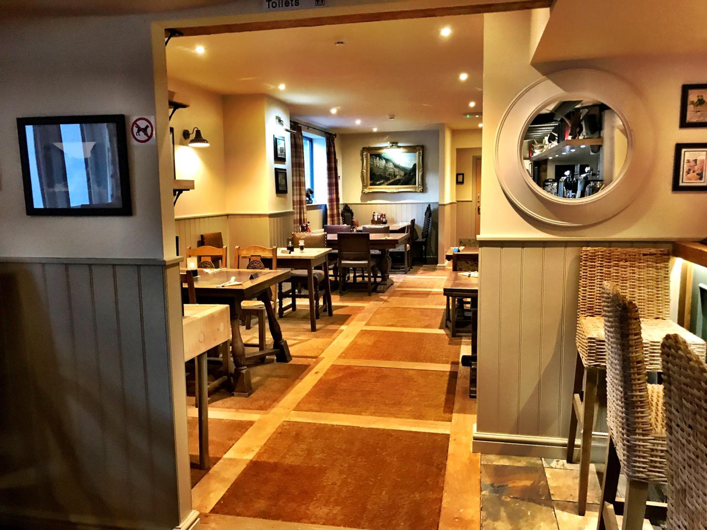 The Moon Inn at Stoney Middleton view 5