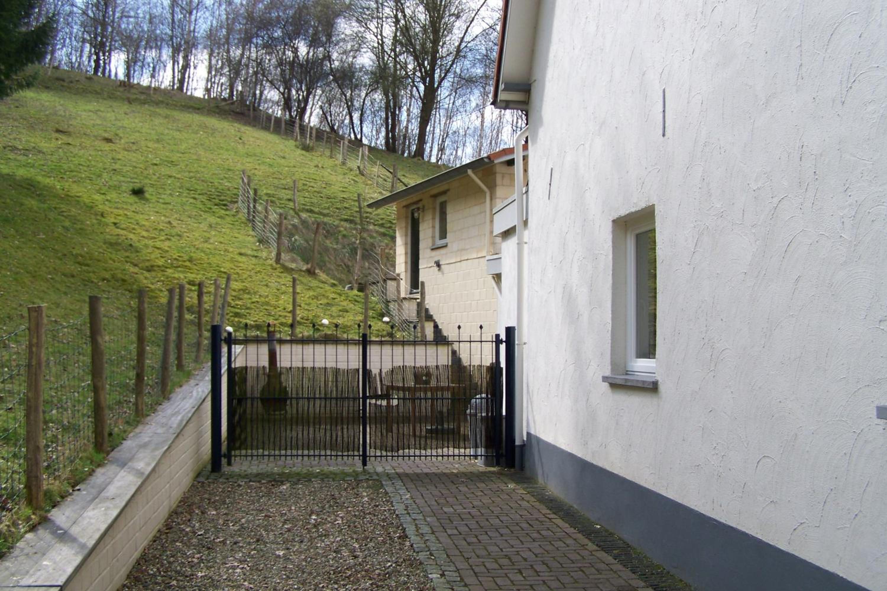 D'R Pletsch view 5