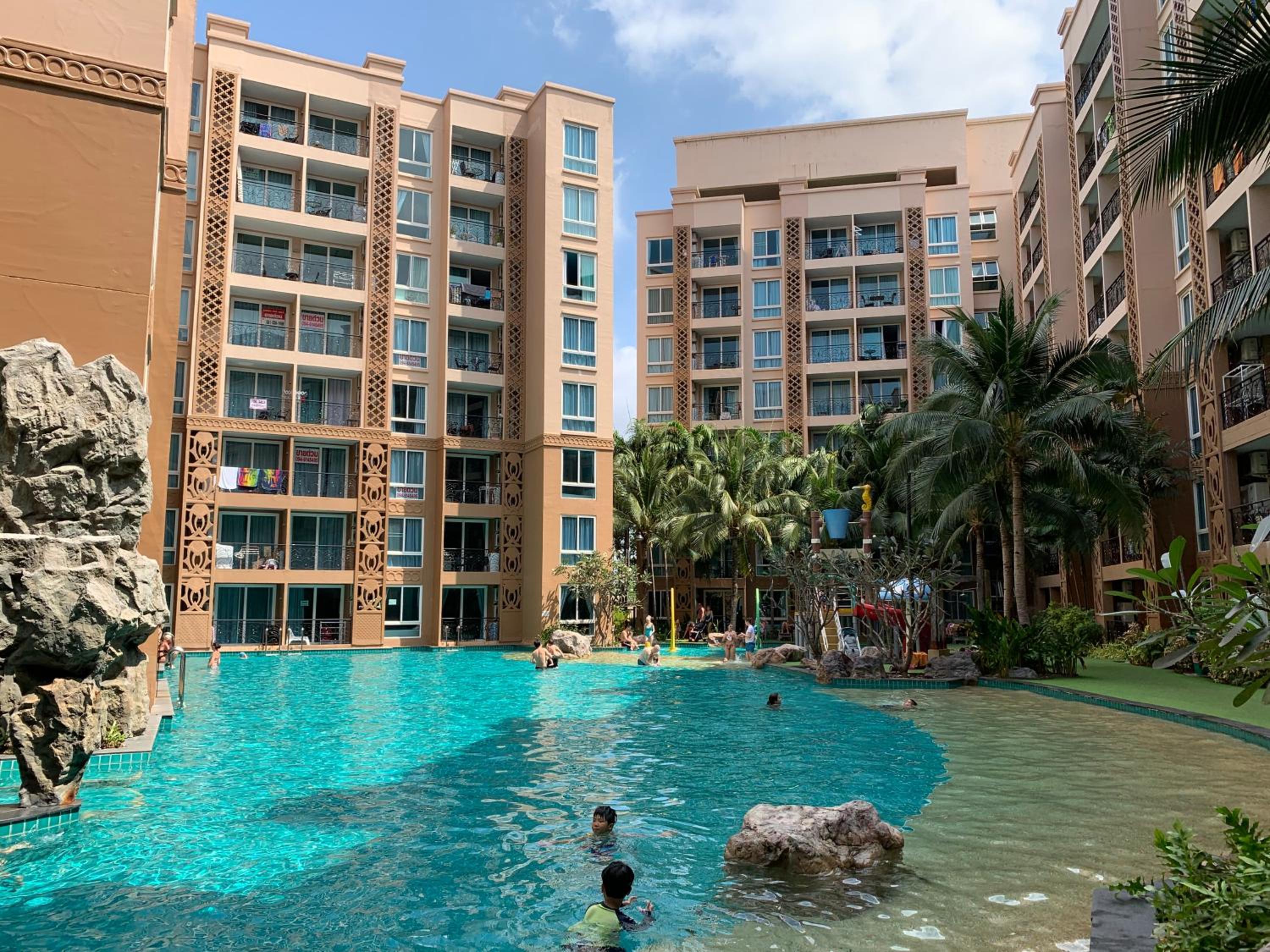Atlantis Condo Resort Pattaya