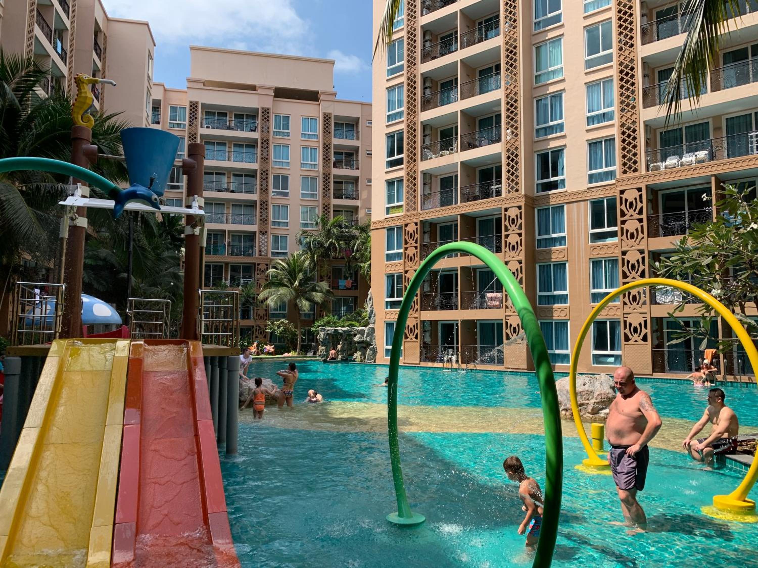 Atlantis Condo Resort Pattaya