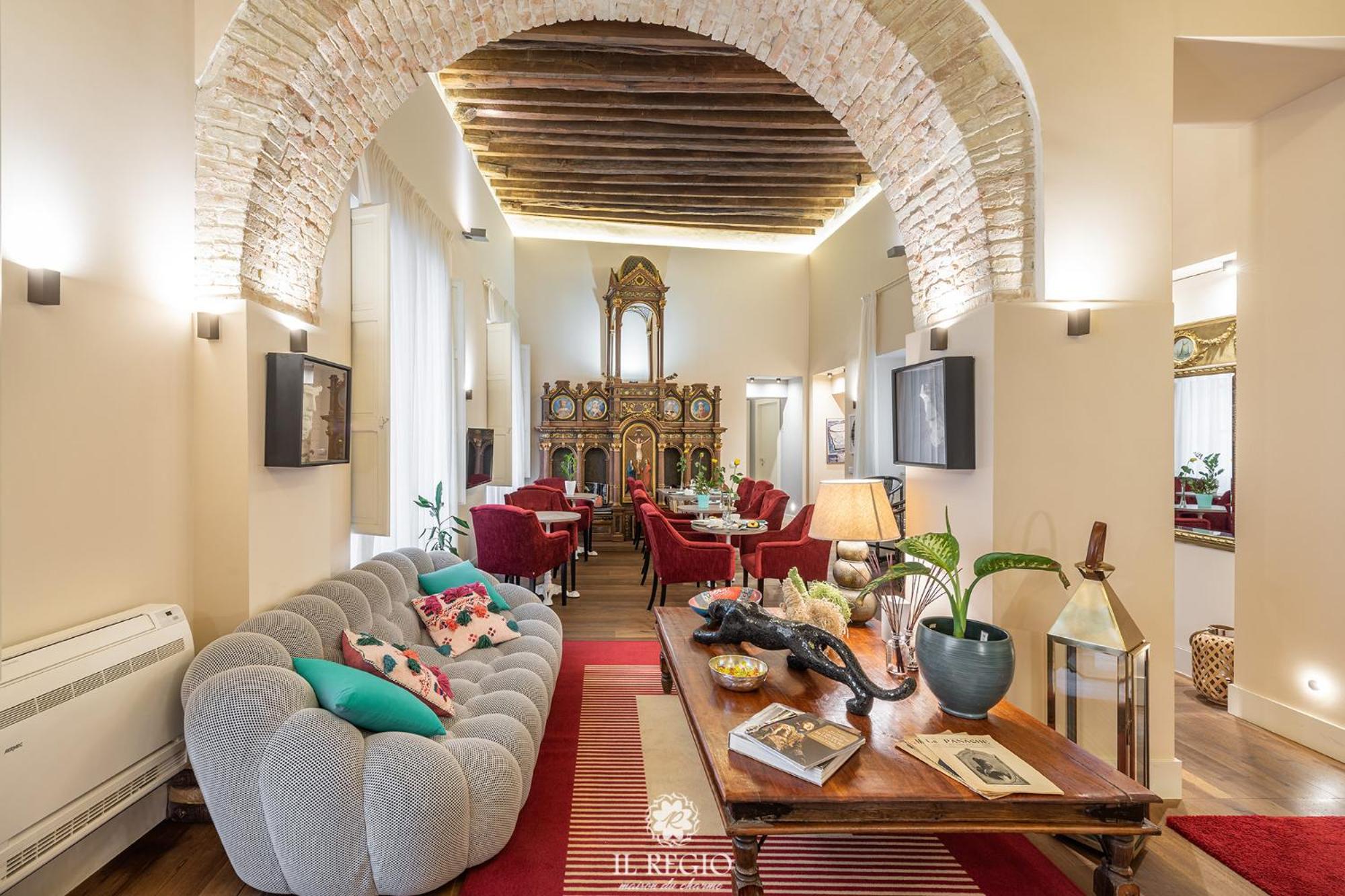 lounge