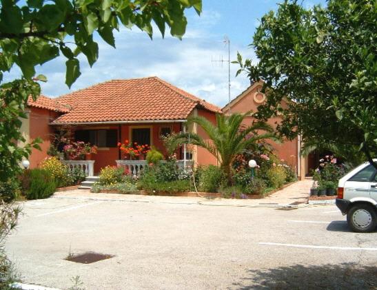 NEFELI House view 4