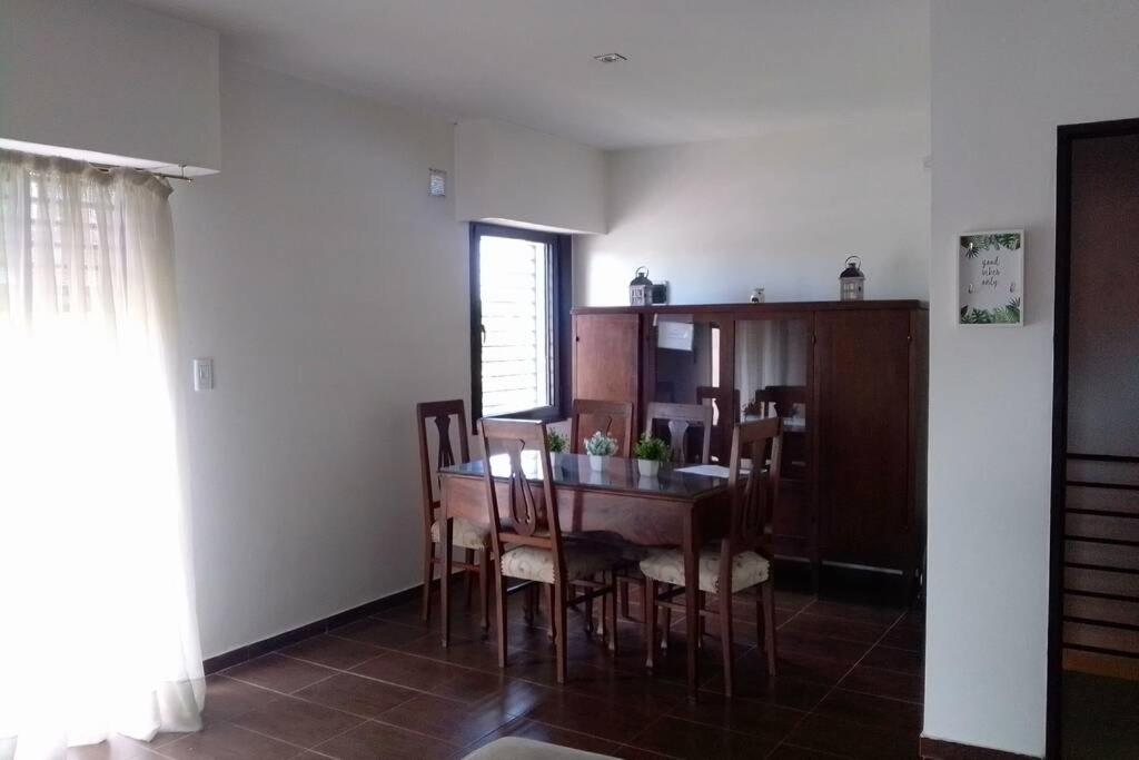 Villa Elisa, La Plata, Apart