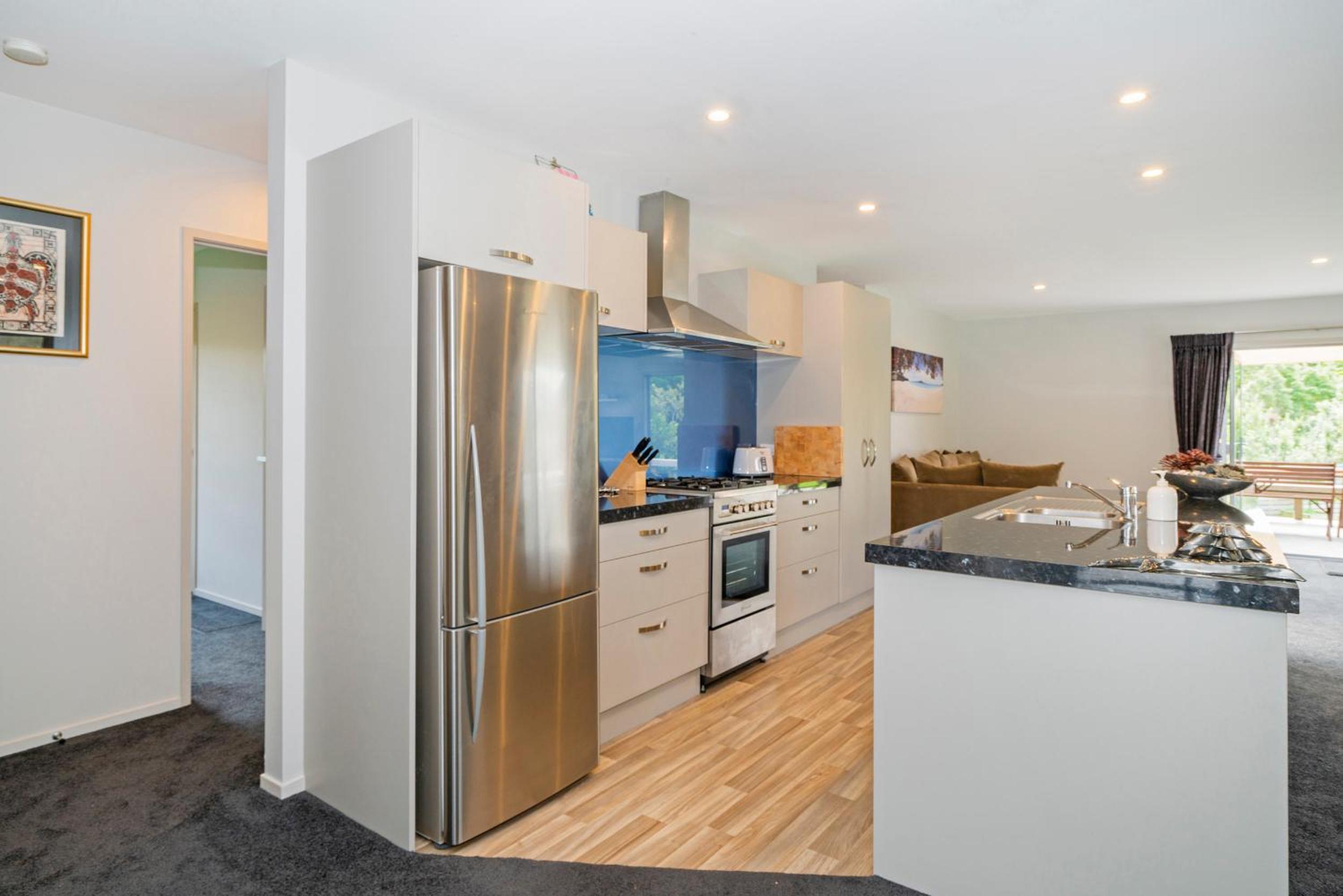 The Blue Rendevous - Whangamata Holiday Home