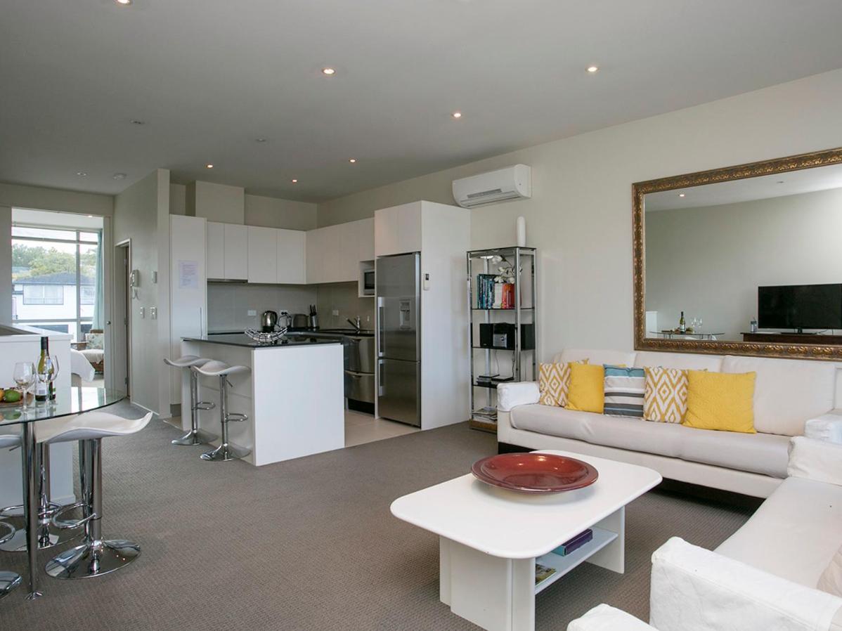 Marinaside Villa - Taupo Holiday Apartment view 3