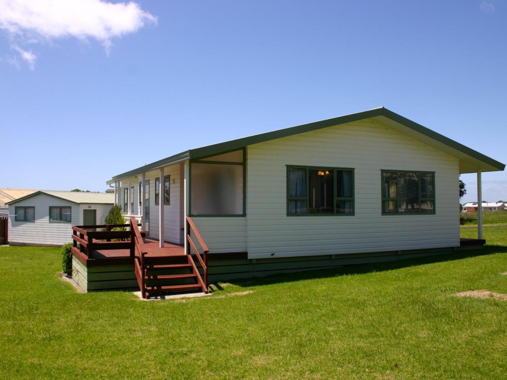 Waihi Getaway - Waihi Beach Holiday Home view 5