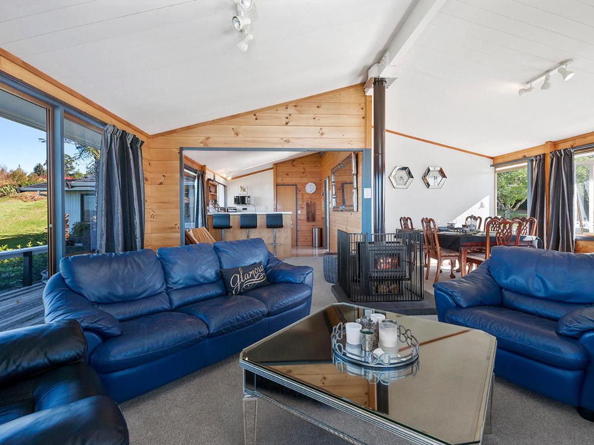Heights Haven - Acacia Bay Holiday Home view 4