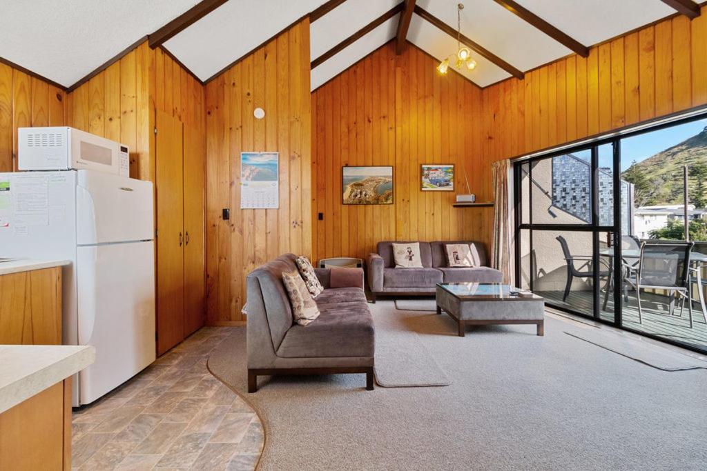 Downtown Mountview - Mt Maunganui Holiday Home view 5
