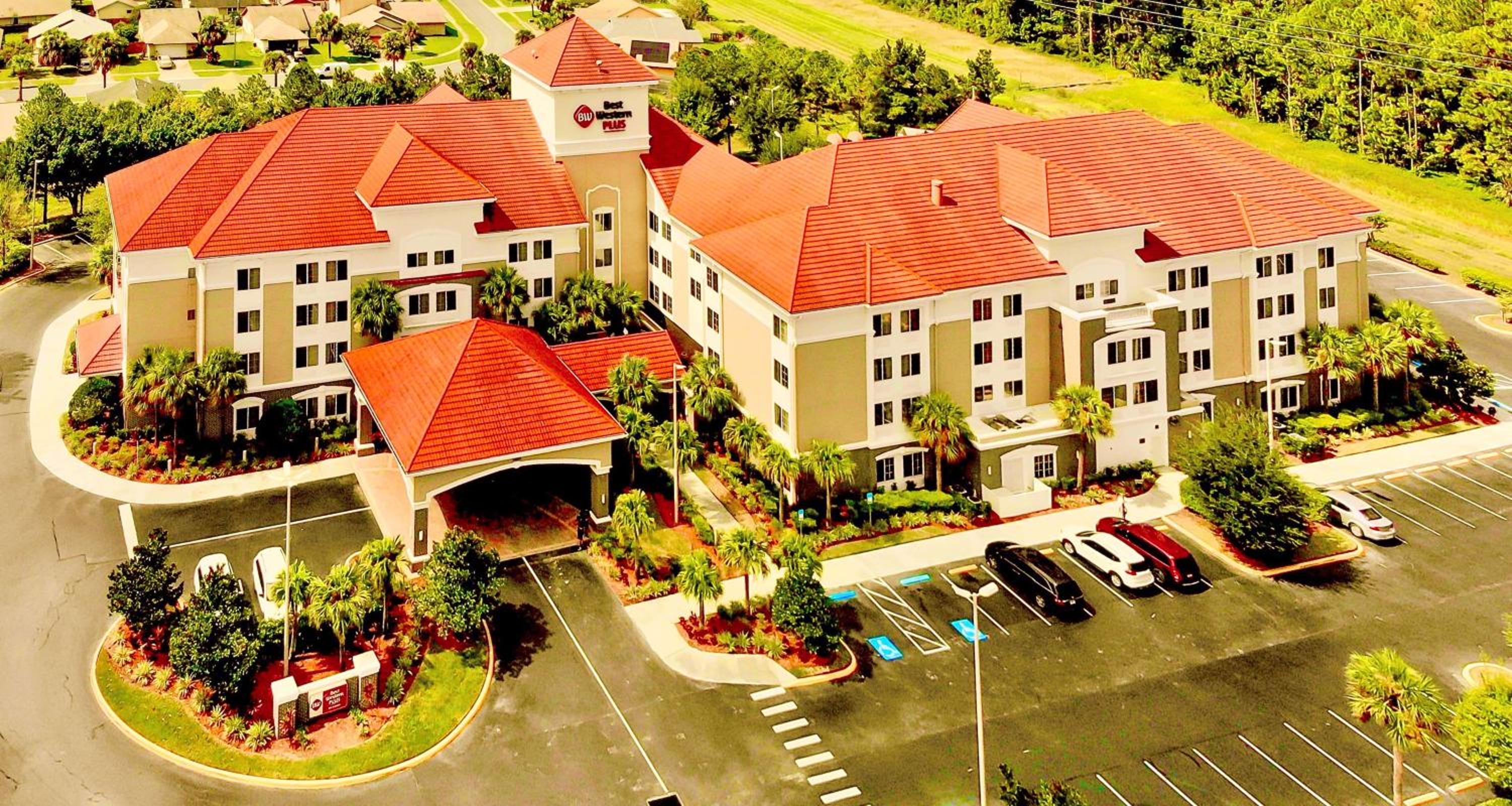 Hotel Best Western Plus Orlando Lake Buena Vista South Inn & Suites - Image 1
