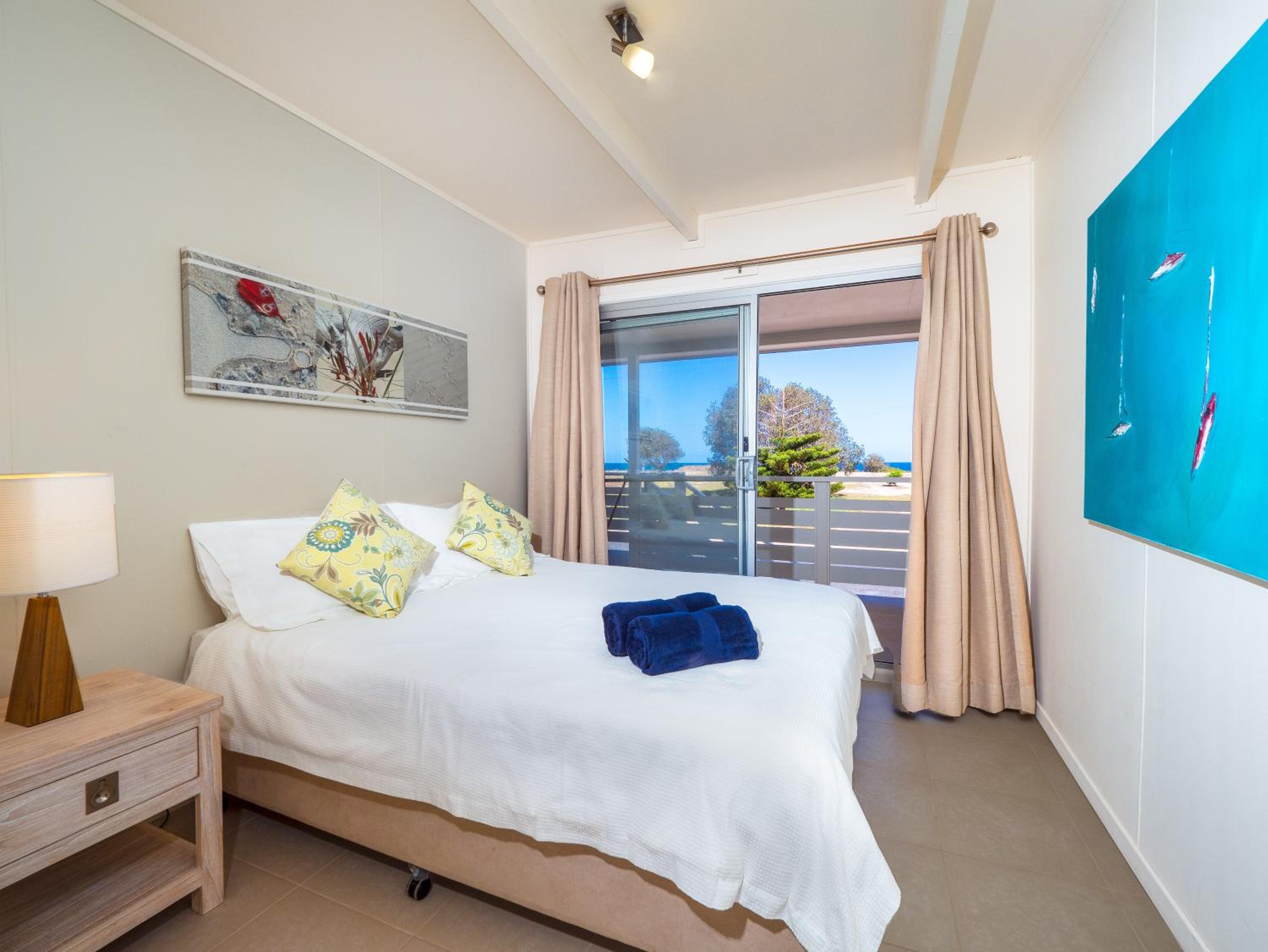 Seaview Getaway