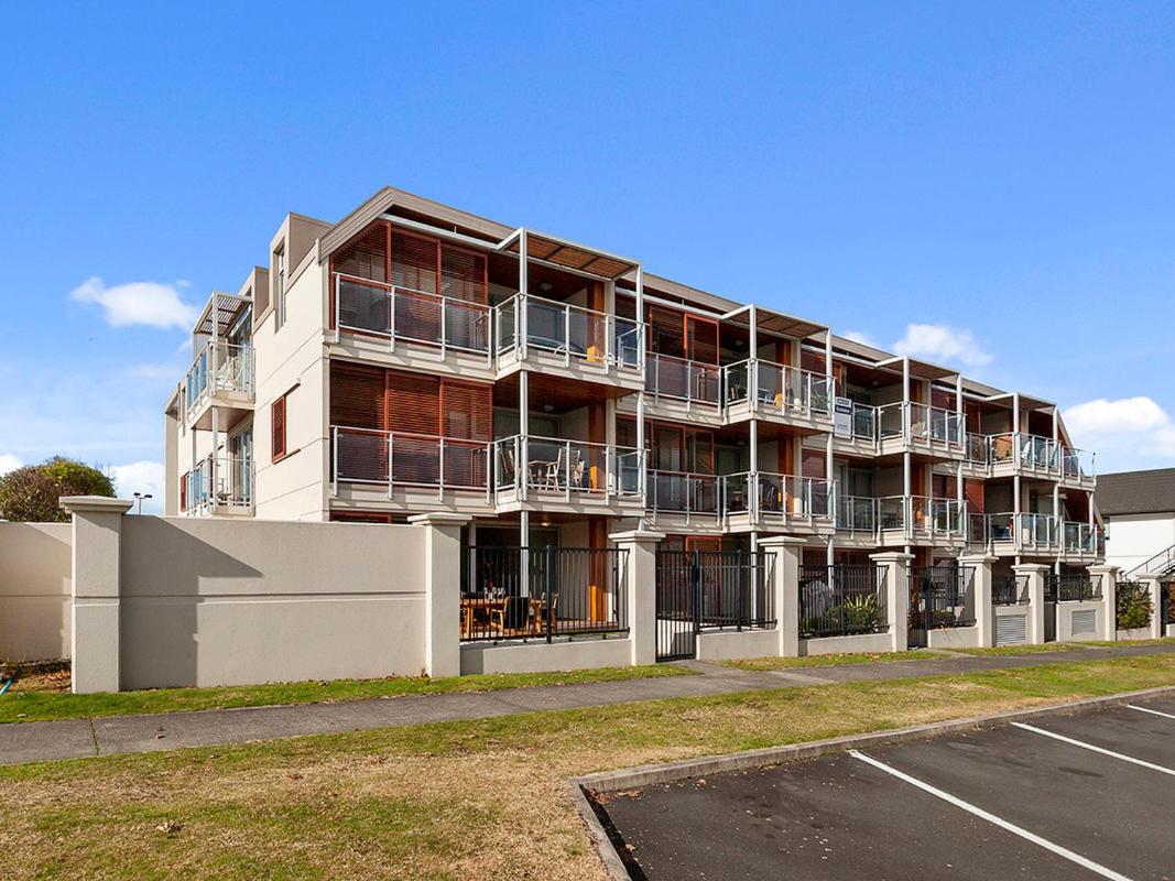 Roberts Retreat - Taupo Holiday Home view 3