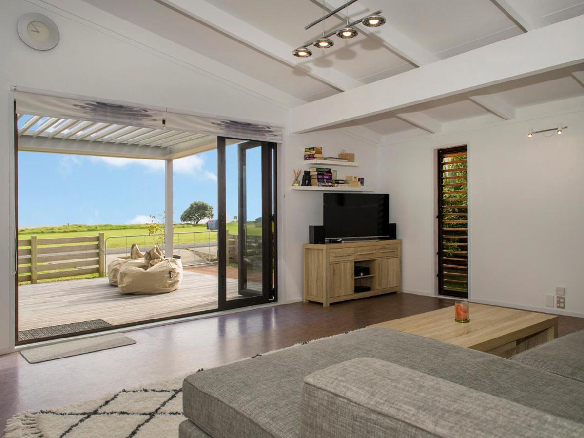 Beachside Beauty - Kuaotunu Holiday Home view 3
