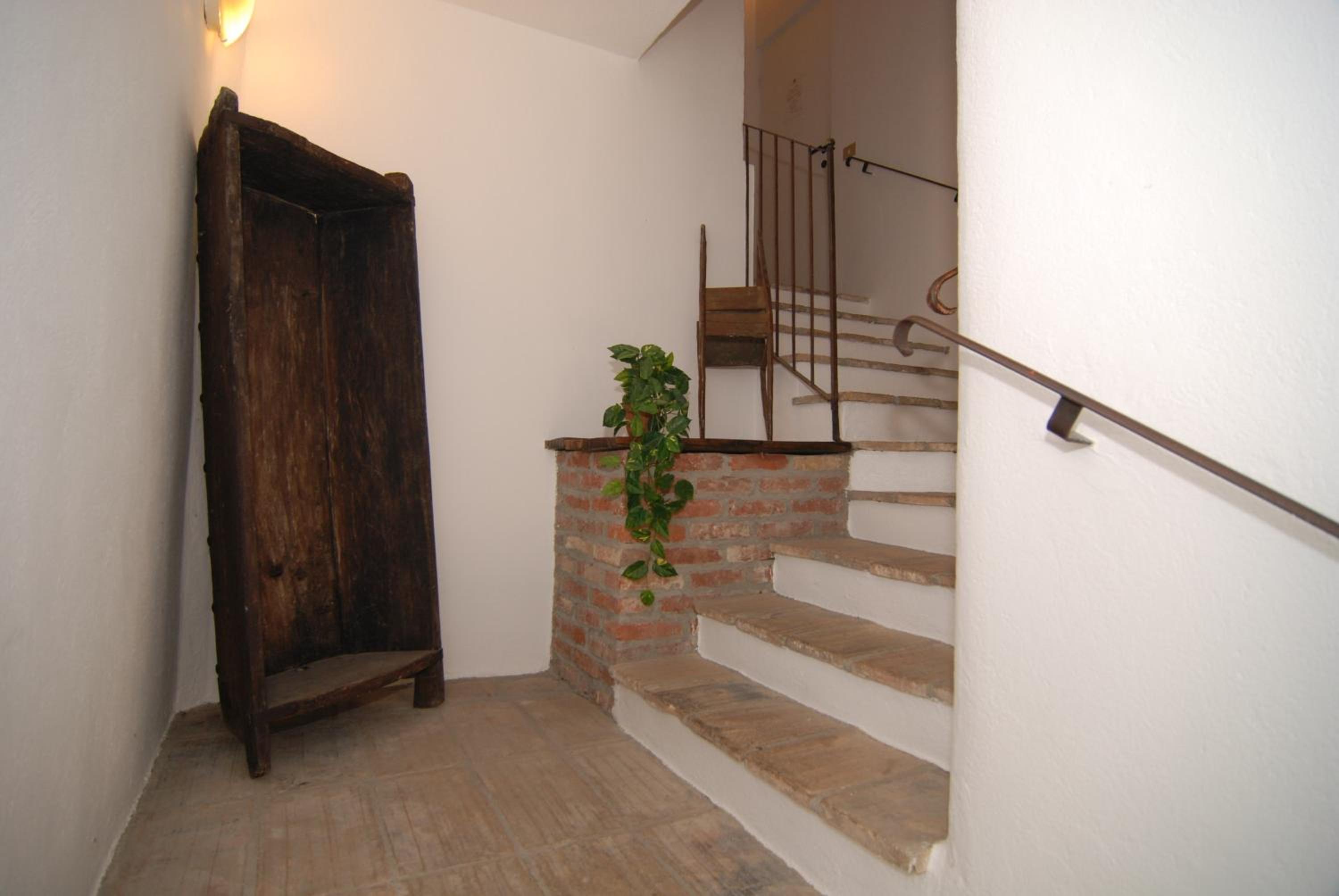 Photo 49
