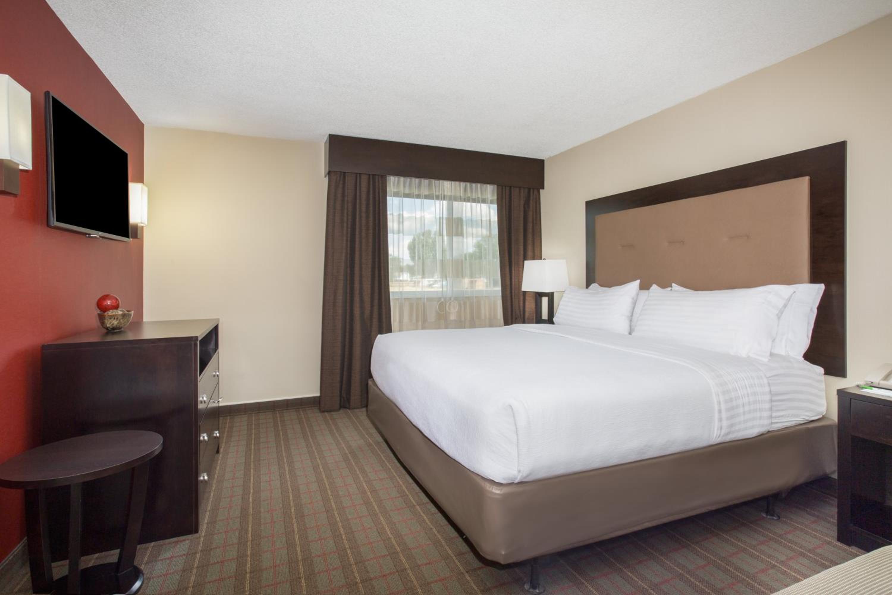 Riverton Vacations - Holiday Inn Riverton-Convention Center, an IHG Hotel - Property Image 12