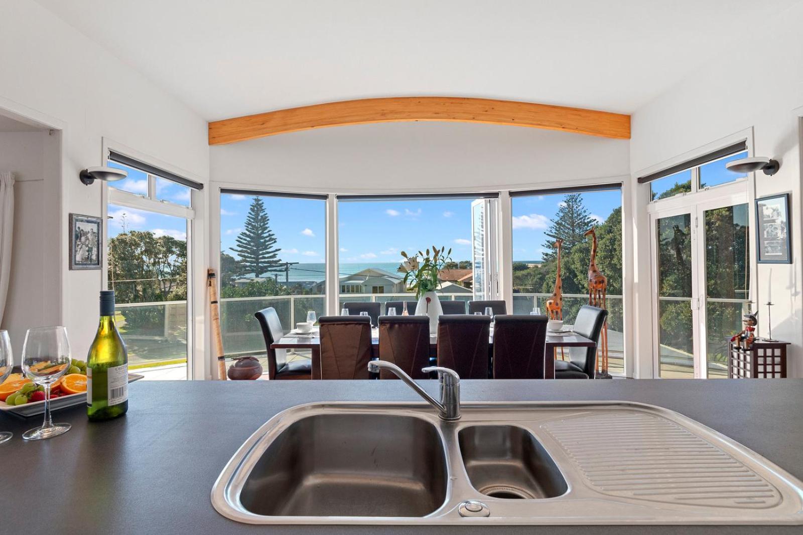Sea Shells By The Shaw - Waihi Beach Holiday Home view 2