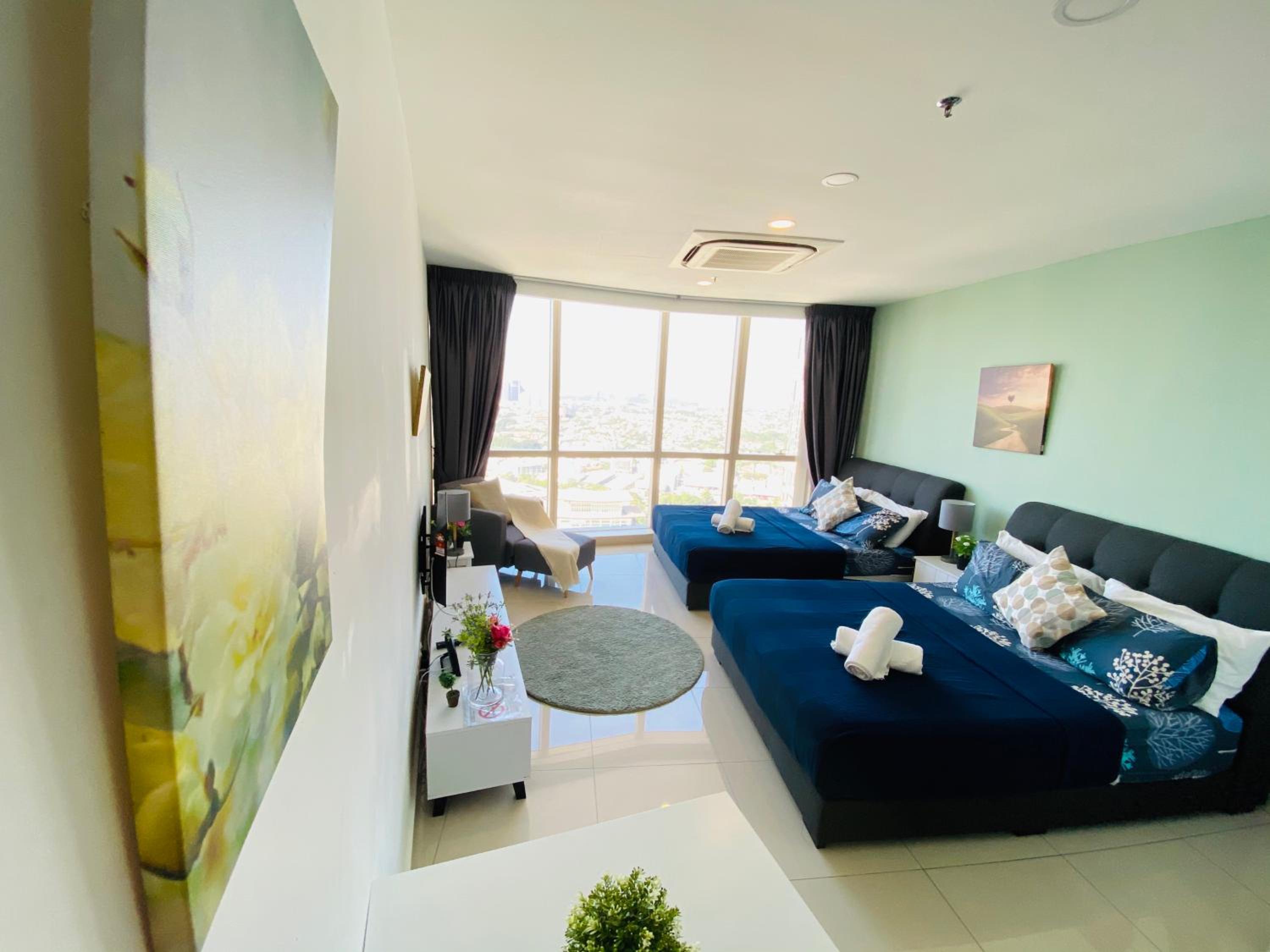 Chrisenbel Suites - Pinnacle PJ