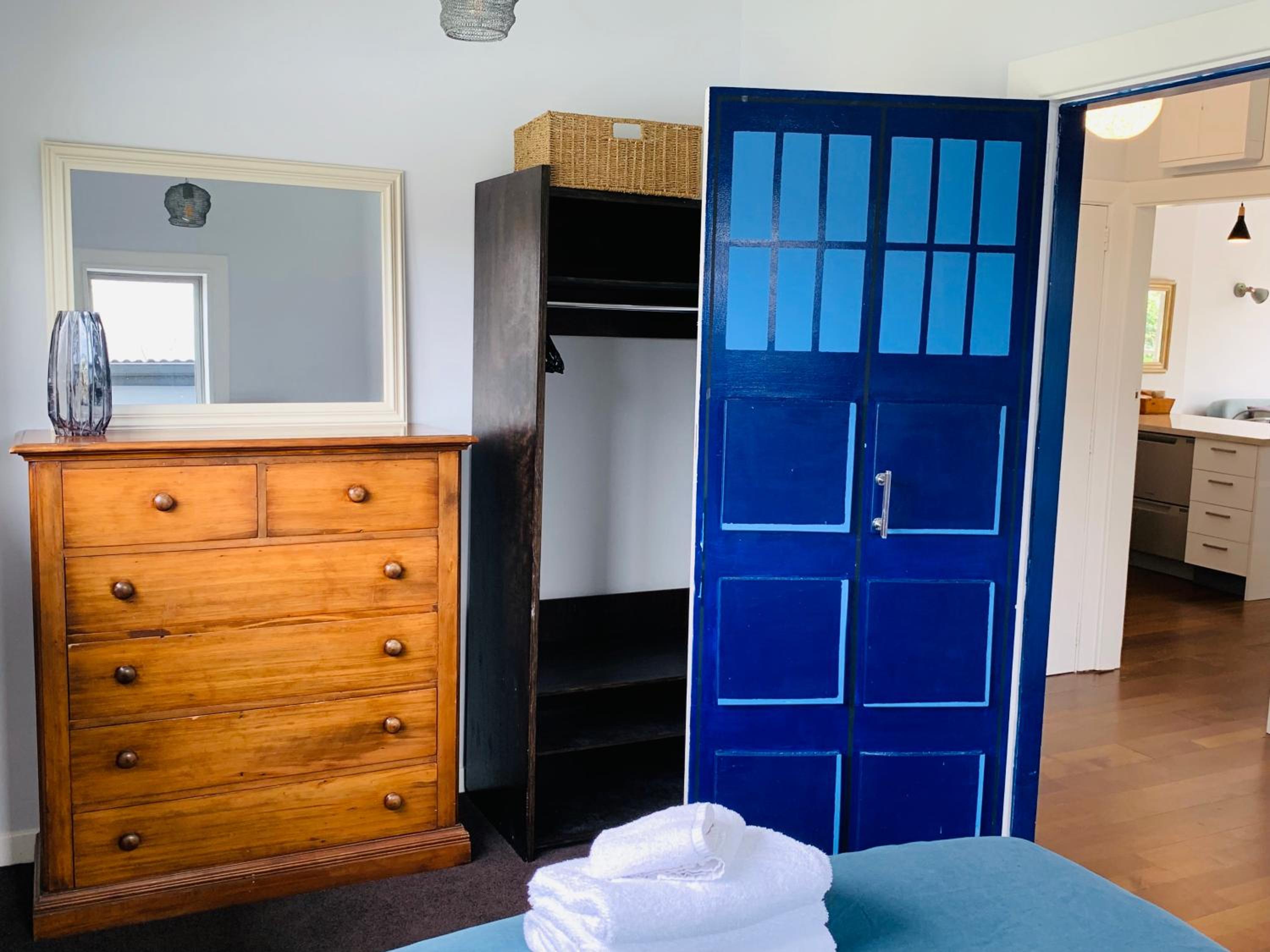 Uptown City Haven - Christchurch Townhouse view 5