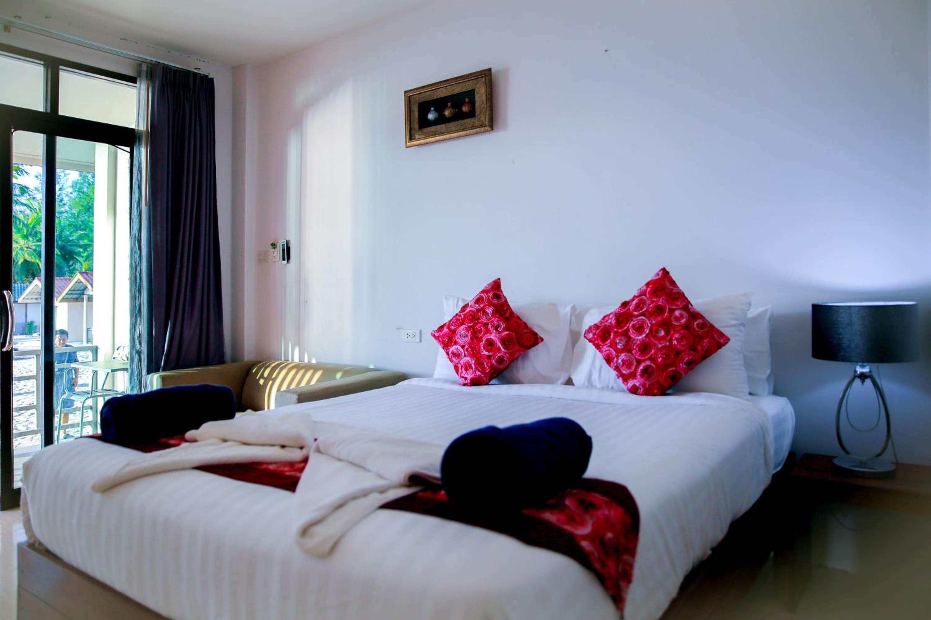 Laemson Resort