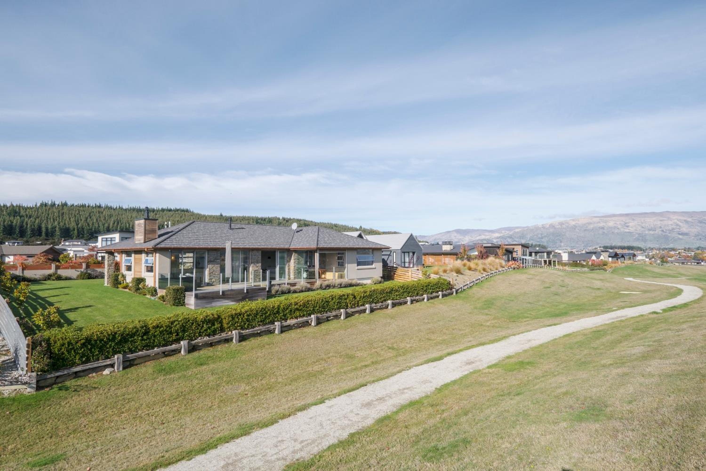 Infinity Views - Modern Wanaka Holiday Home view 3