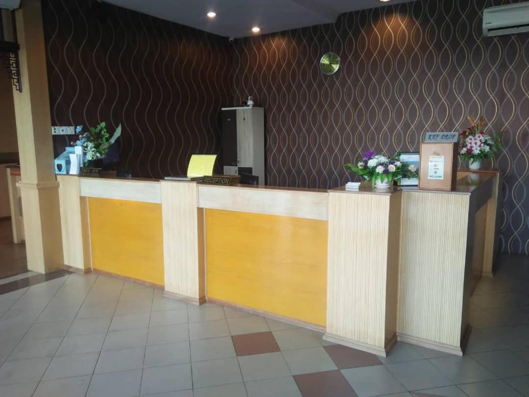 Palette - Kota Tinggi Mayres Hotel photo 6