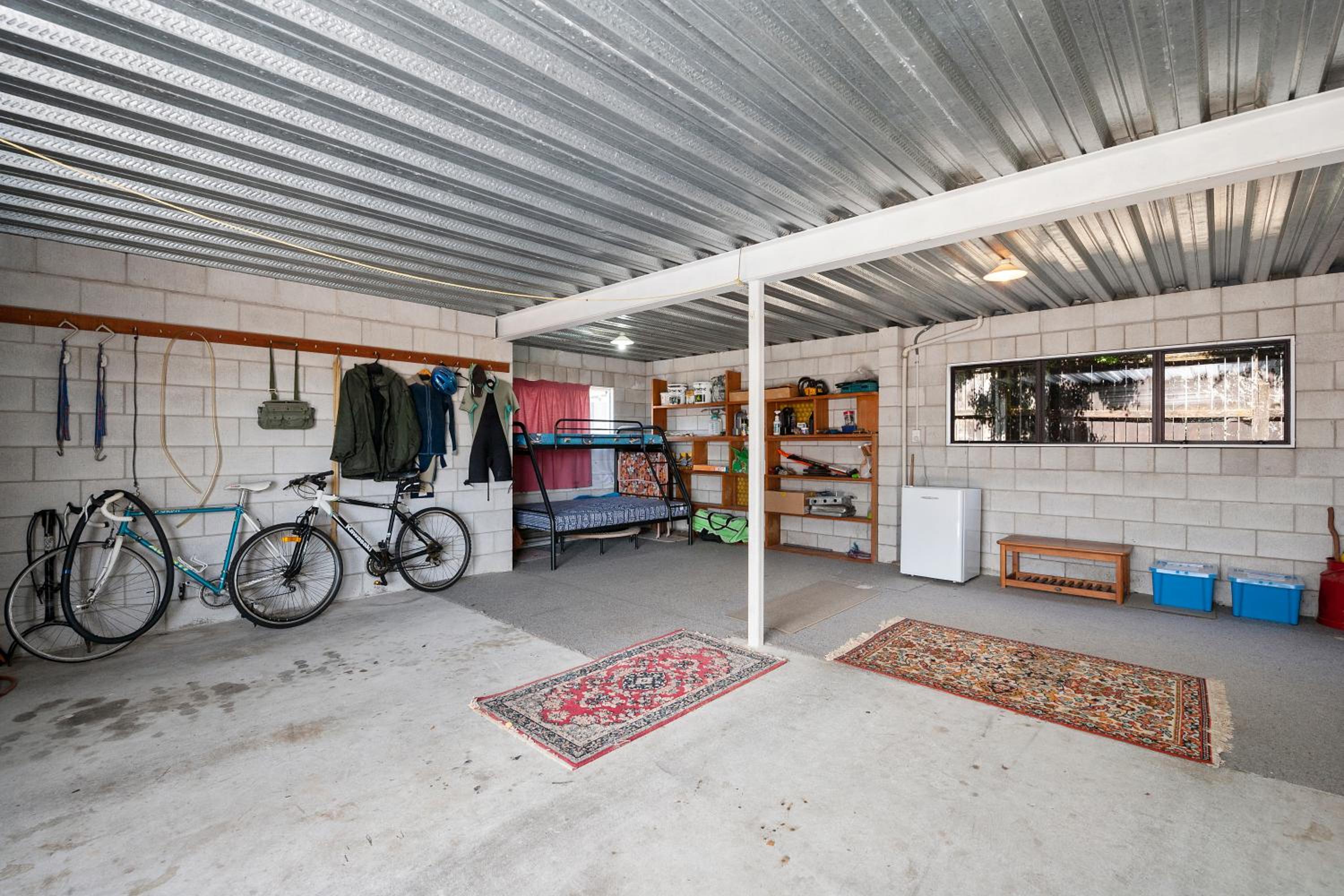 Lake Vista at Two Mile Bay- Taupo Central Home