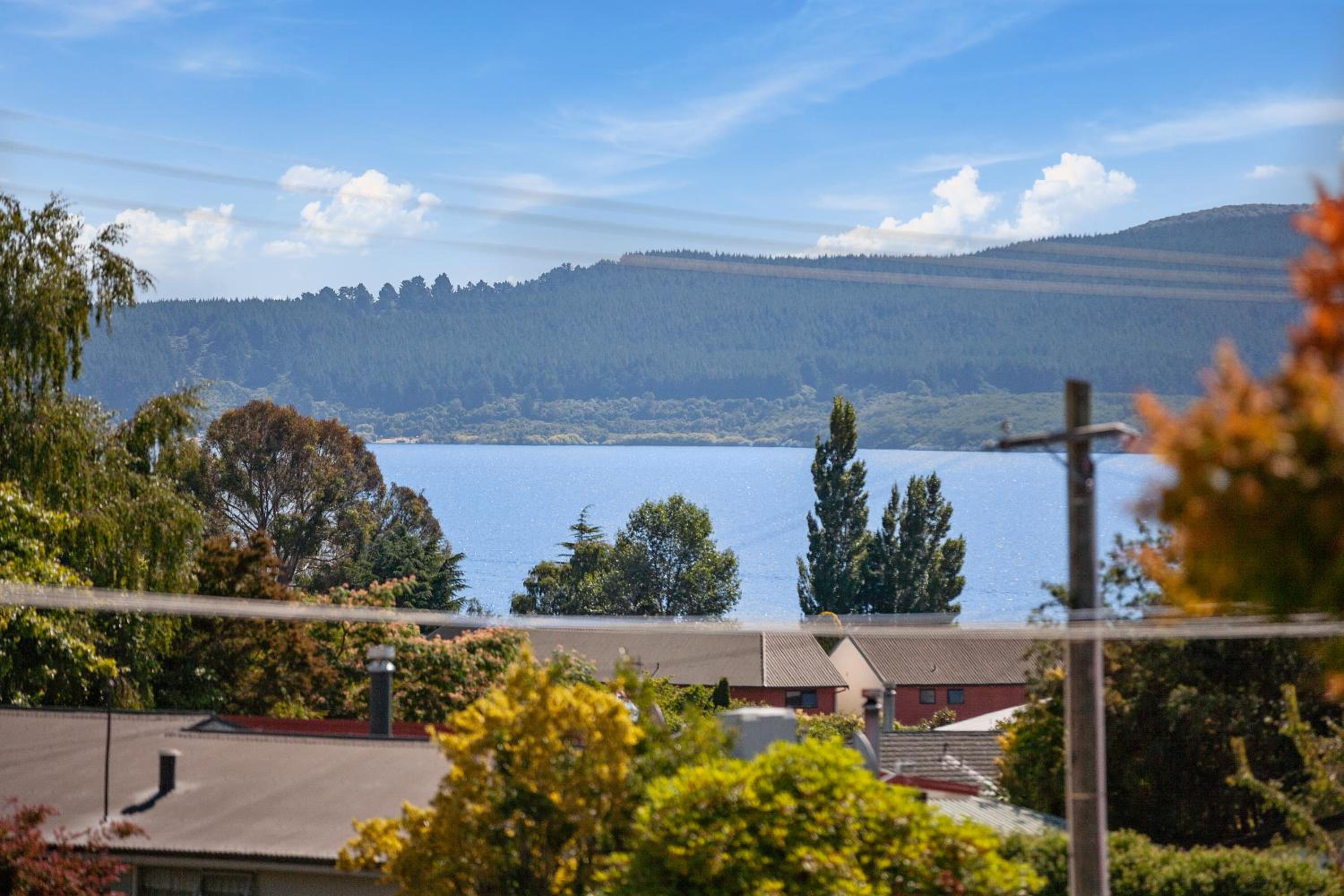 Lake Vista at Two Mile Bay- Taupo Central Home
