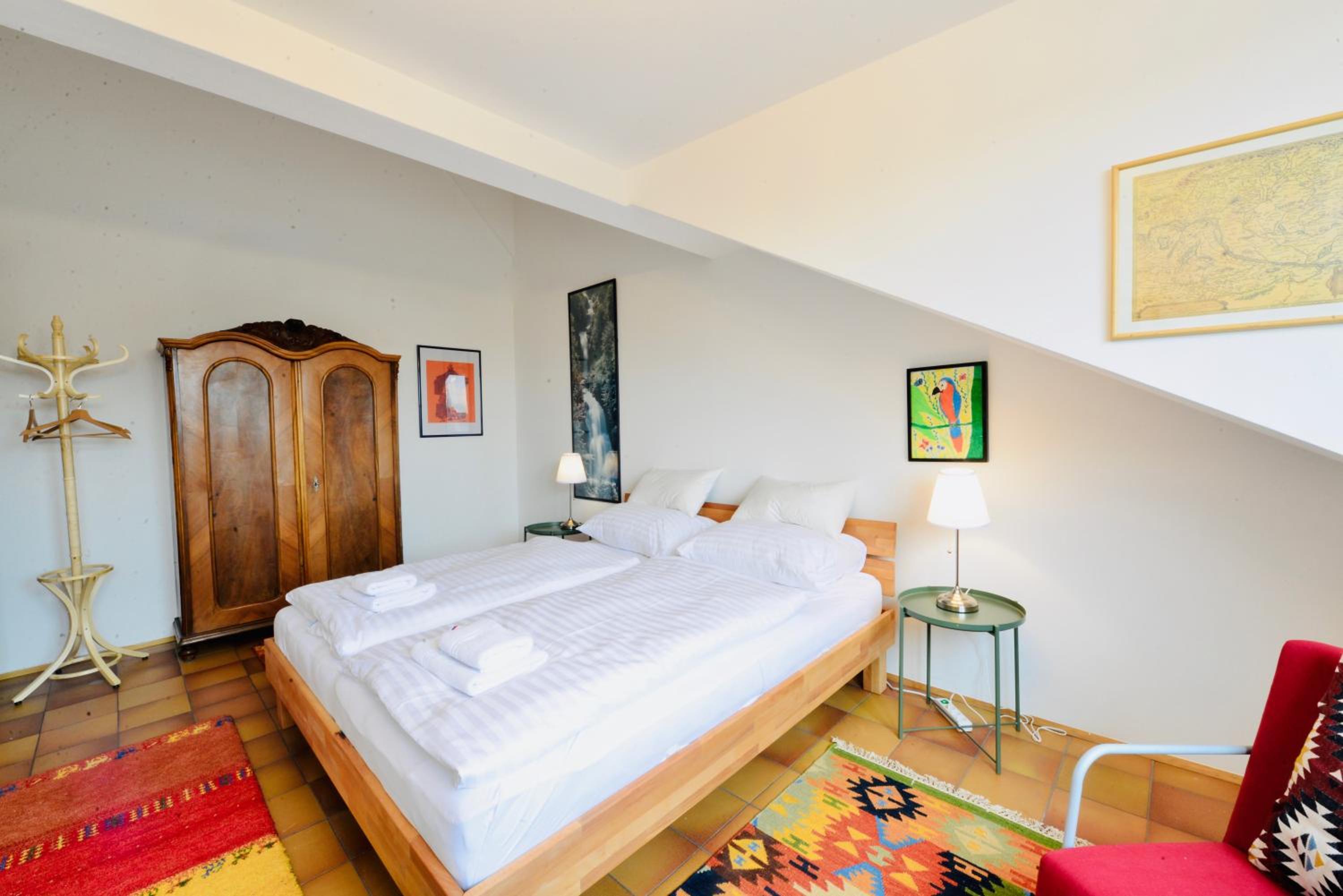 Charming Attic Apartment near Messe Wien and Center