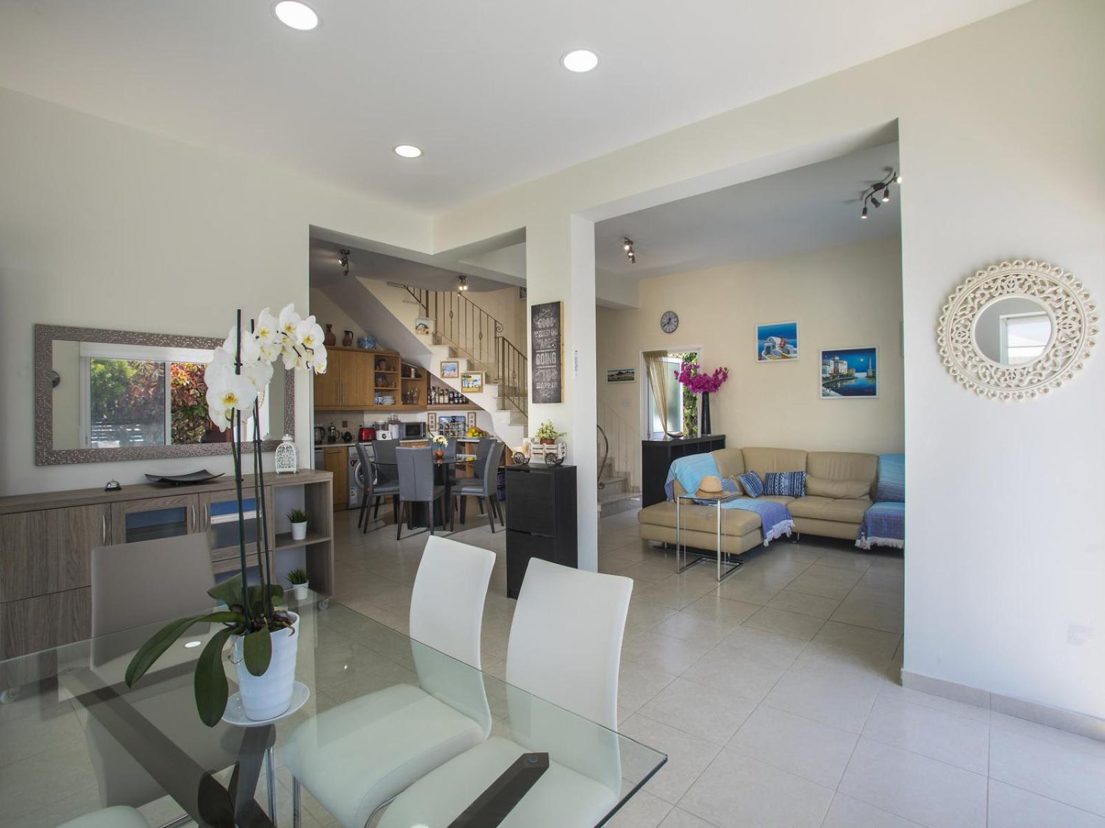 Villa Elias